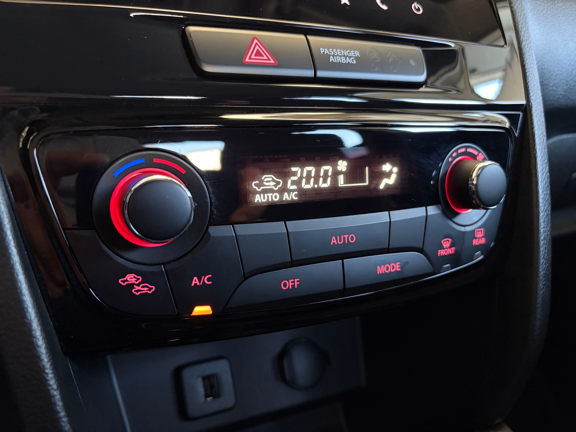 SUZUKI VITARA GLX 1.5 MHEV ASG-AUTOMATIK ALLGRIP ALLRAD-image-13