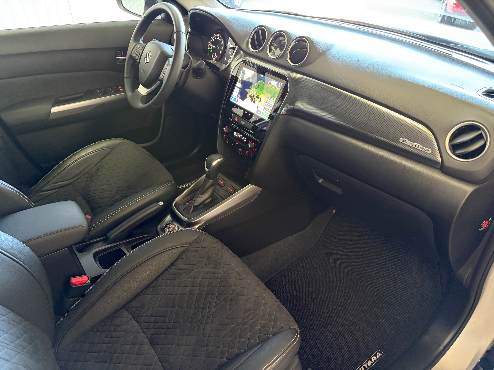 SUZUKI VITARA GLX 1.5 MHEV ASG-AUTOMATIK ALLGRIP ALLRAD-image-4