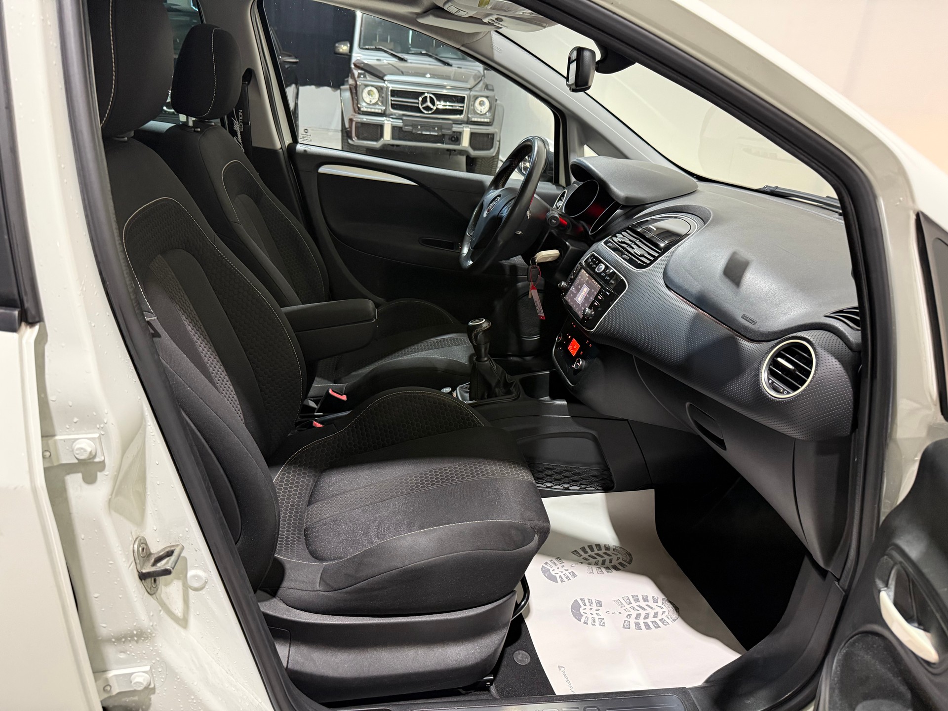 FIAT Punto Evo 1.4 16V Turbo Sport-image-13
