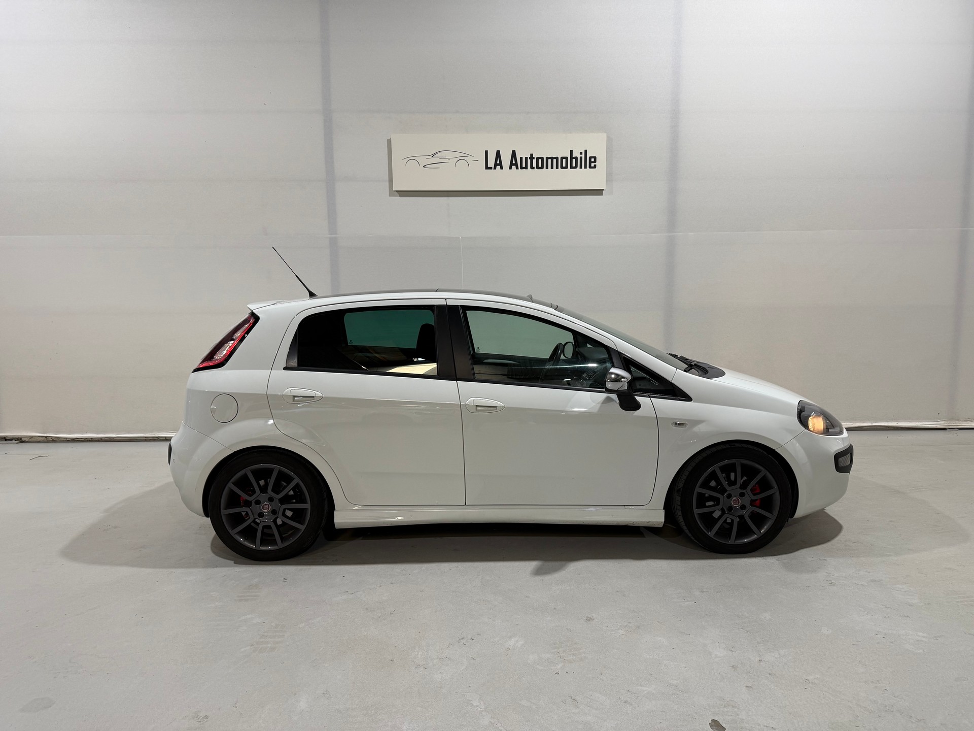 FIAT Punto Evo 1.4 16V Turbo Sport-image-6
