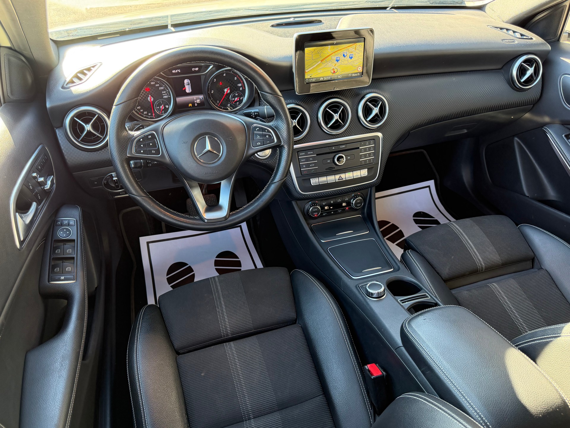MERCEDES-BENZ A 200 CDI Urban 7G-DCT Frisch MFK-image-12