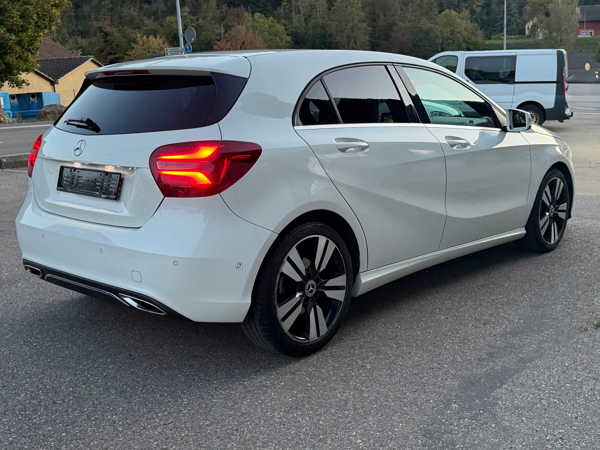 MERCEDES-BENZ A 200 CDI Urban 7G-DCT Frisch MFK-image-5
