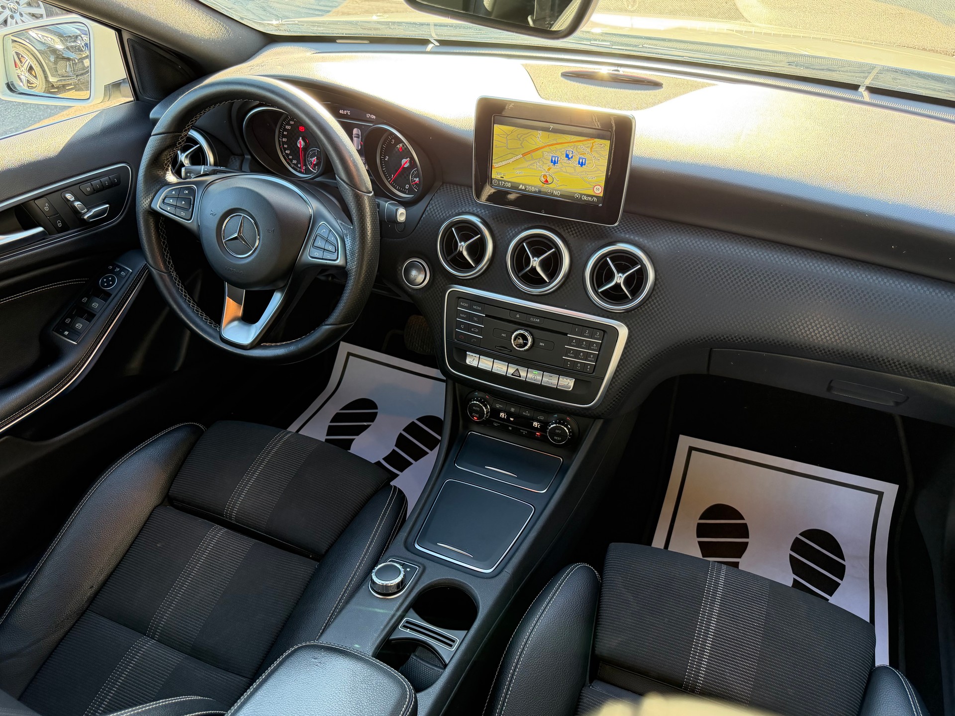 MERCEDES-BENZ A 200 CDI Urban 7G-DCT-image-11