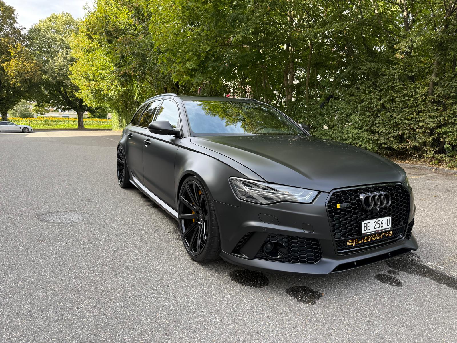 AUDI RS6 Avant 4.0 TFSI V8 performance quattro-image-1