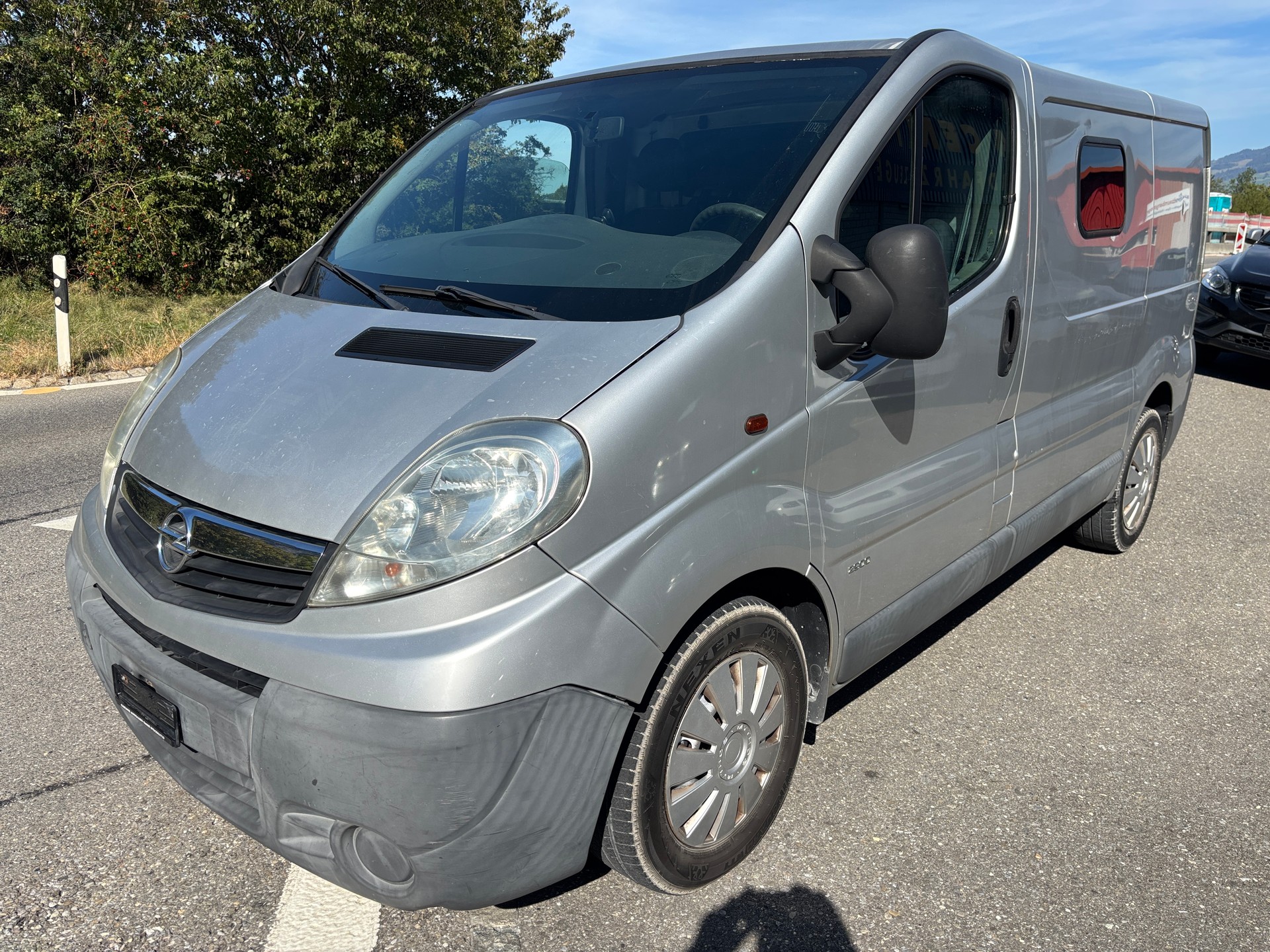OPEL Vivaro 2.5 CDTI 2.7t L1H1-image-2