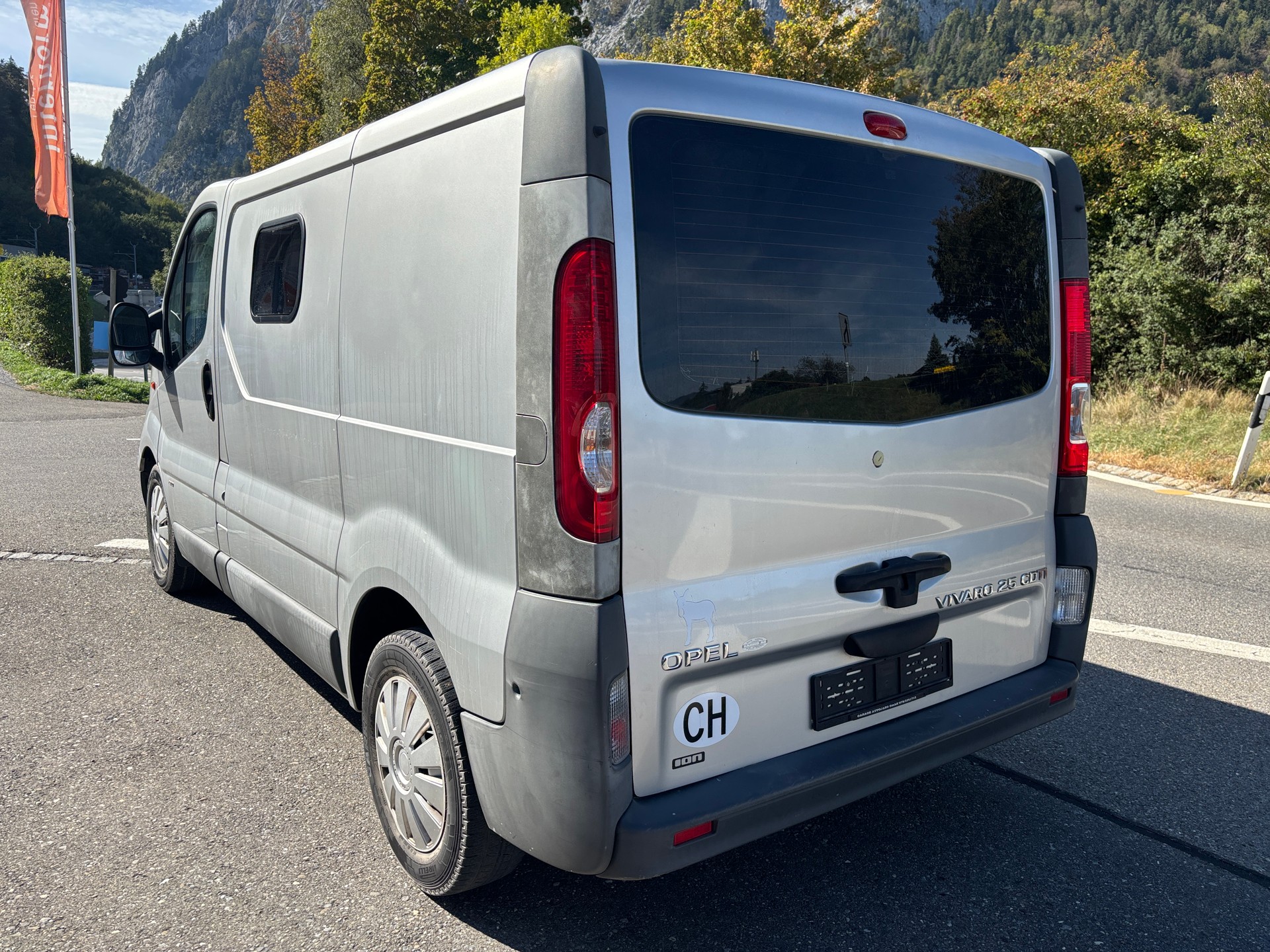 OPEL Vivaro 2.5 CDTI 2.7t L1H1-image-5