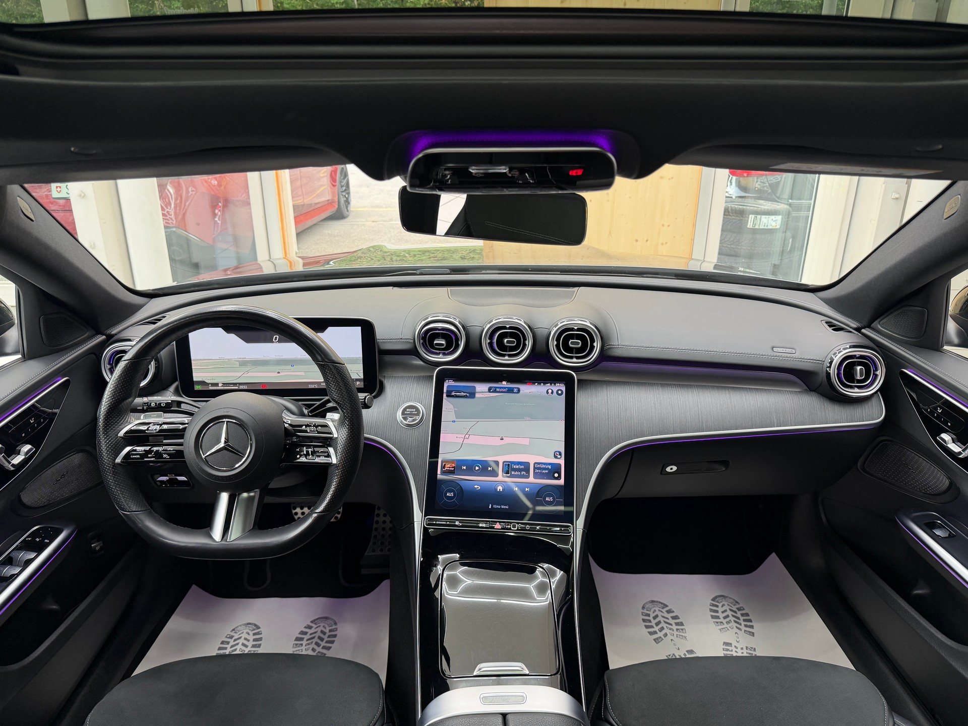 MERCEDES-BENZ C 220 d Swiss Star AMG Line 4matic Kombi-image-13