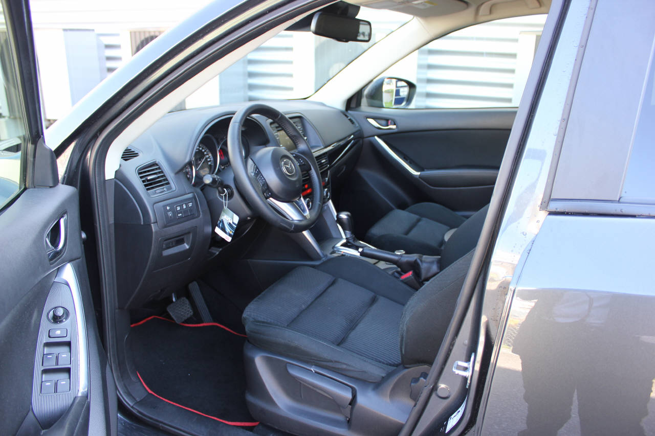 MAZDA CX-5 2.0 Ambition AWD-image-5