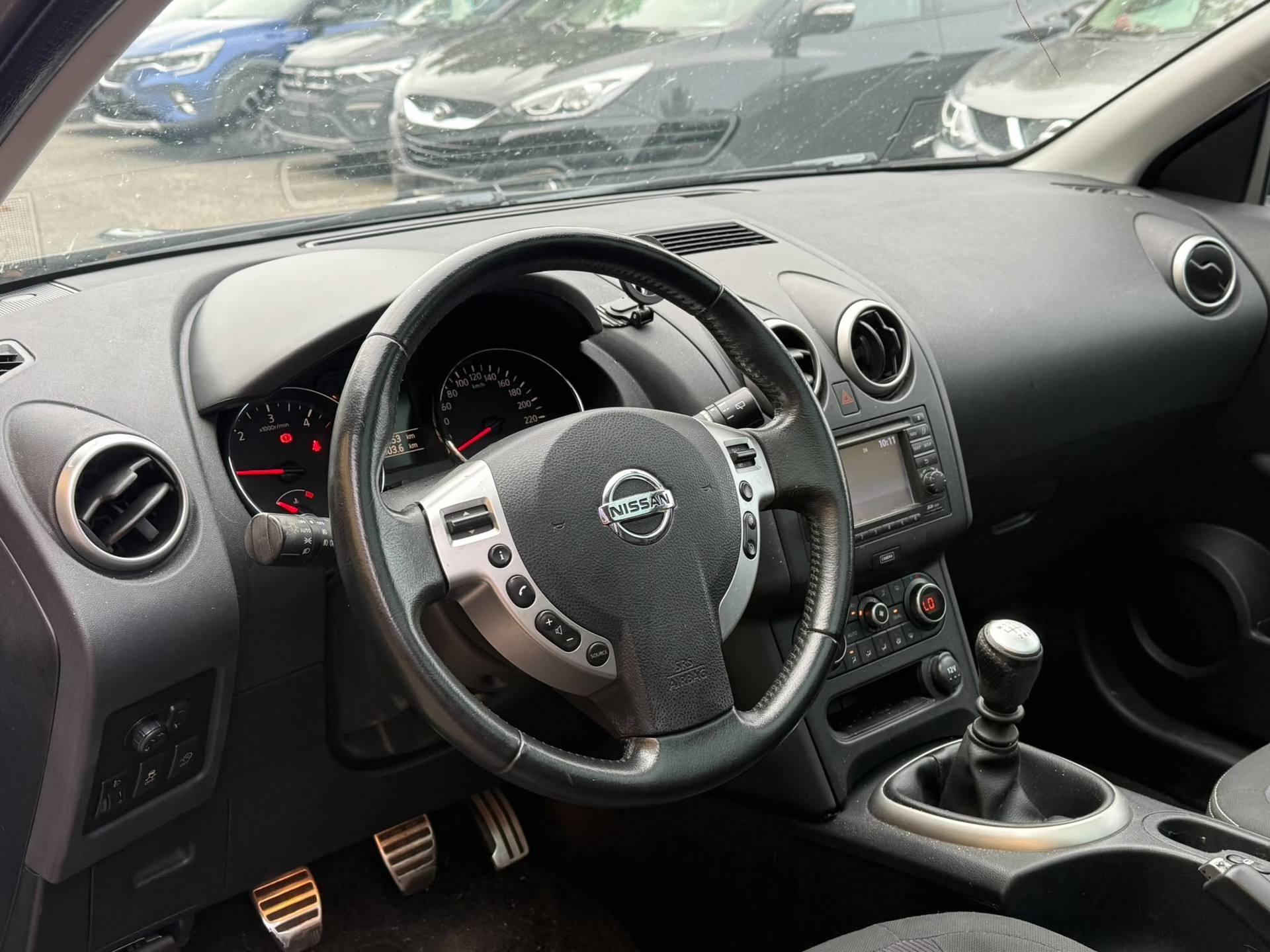 NISSAN Qashqai 1.6 dCi iStop acenta-image-10
