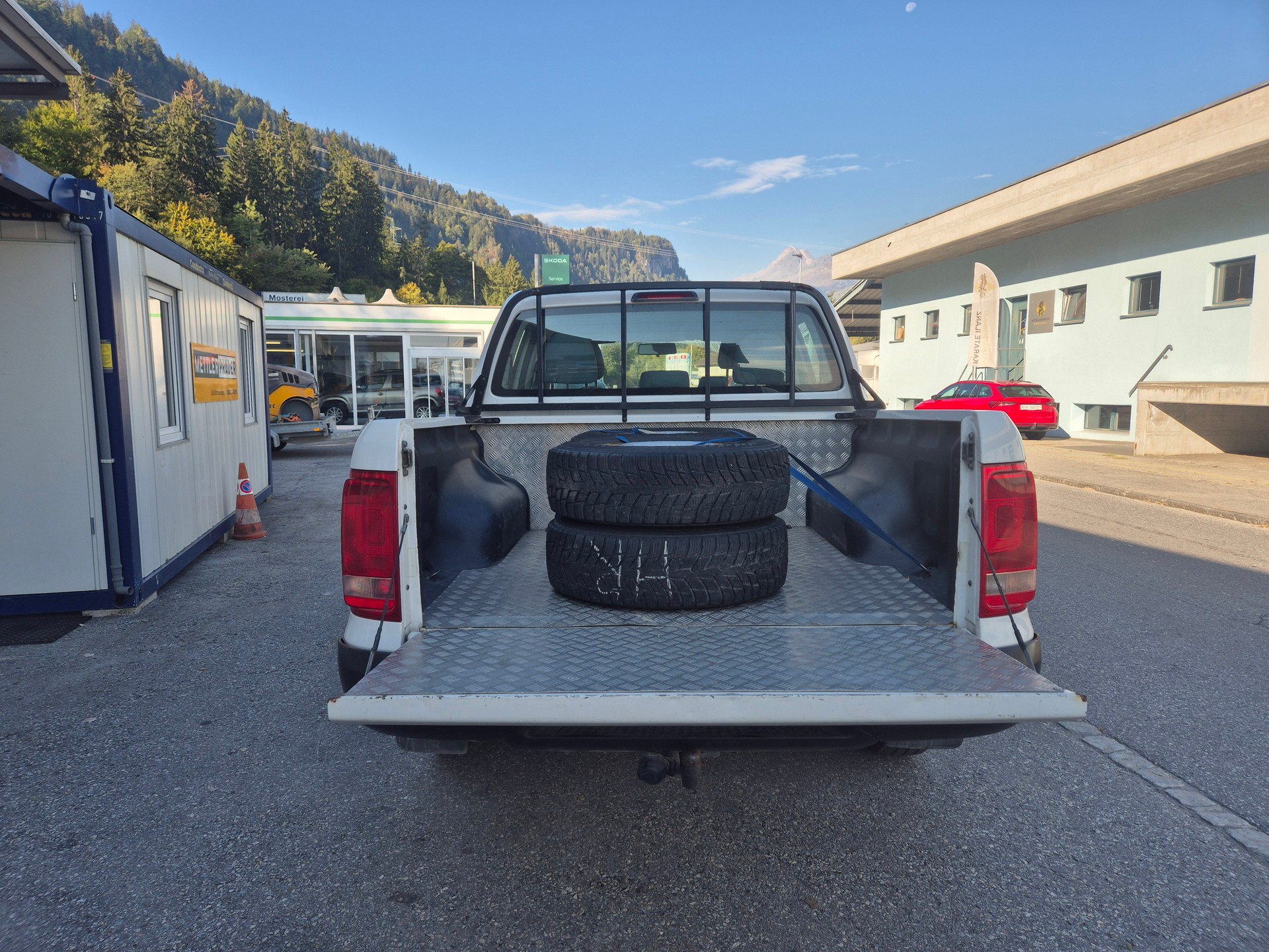 VW Amarok 2.0 TDI Startline 4Motion-image-8