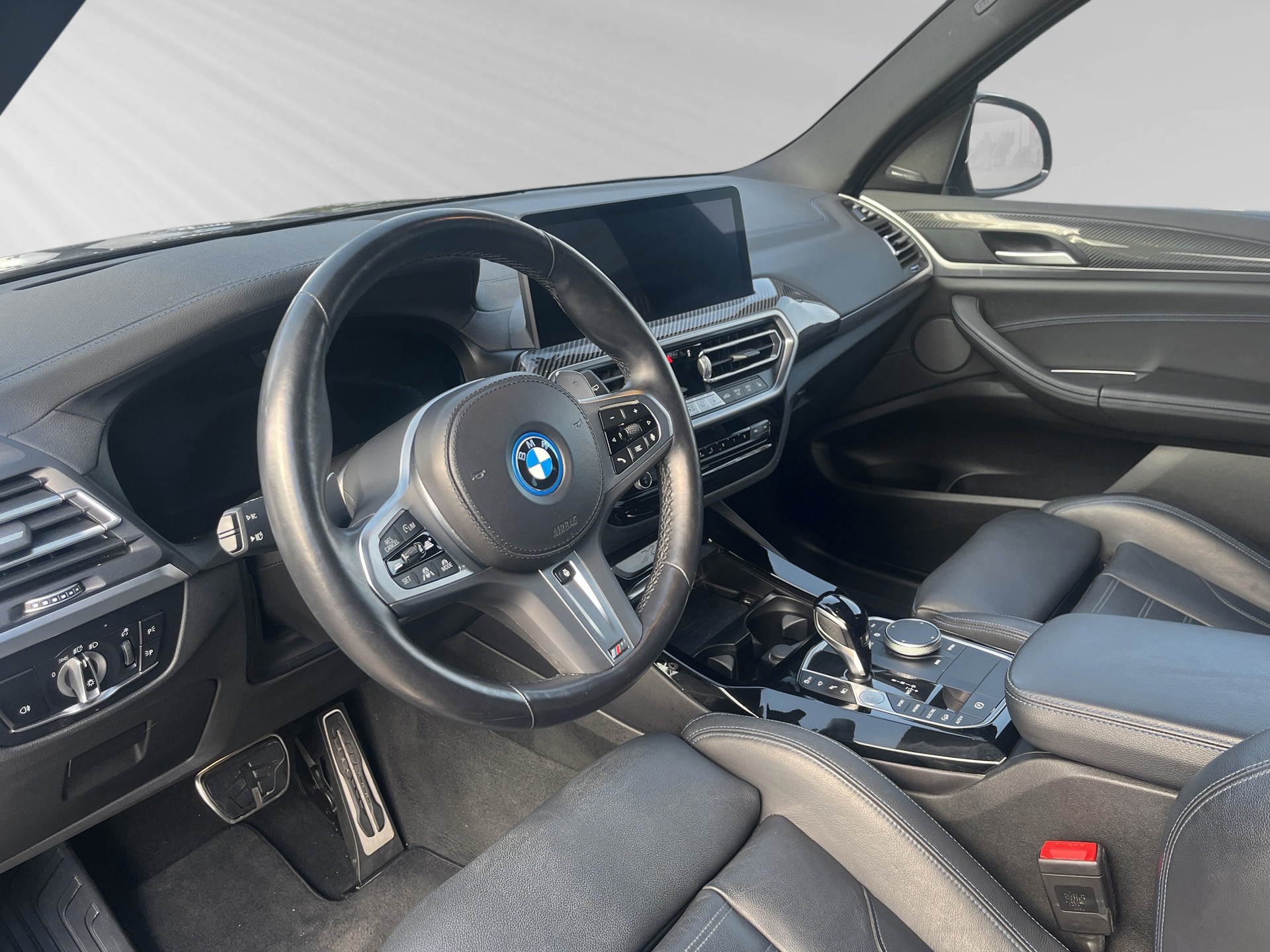 BMW X3 xDrive 30e M Sport-showroom-element-3