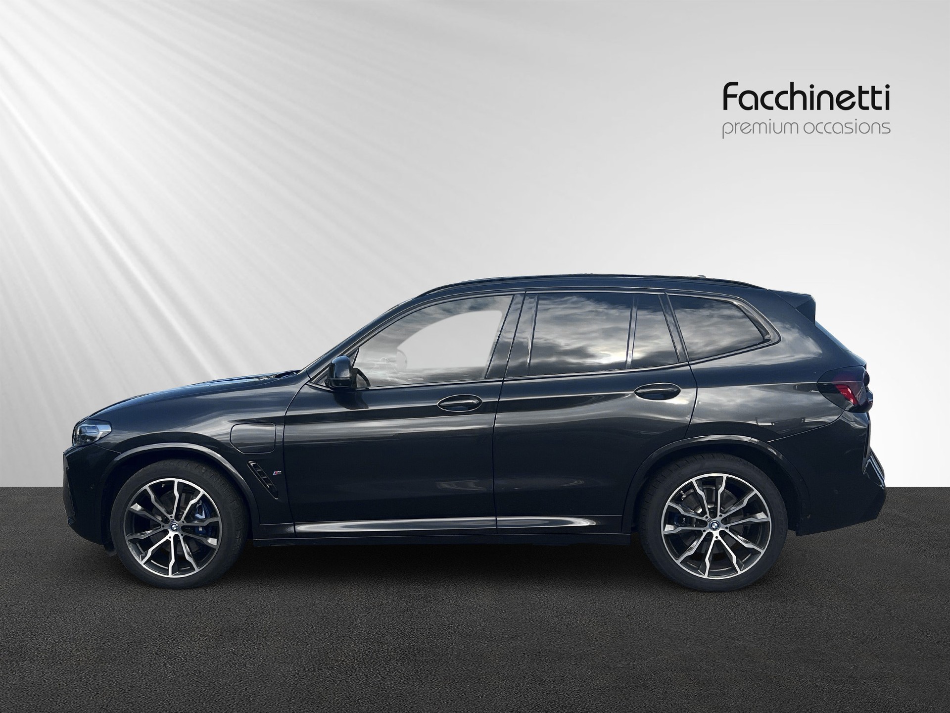 BMW X3 xDrive 30e M Sport-showroom-element-1