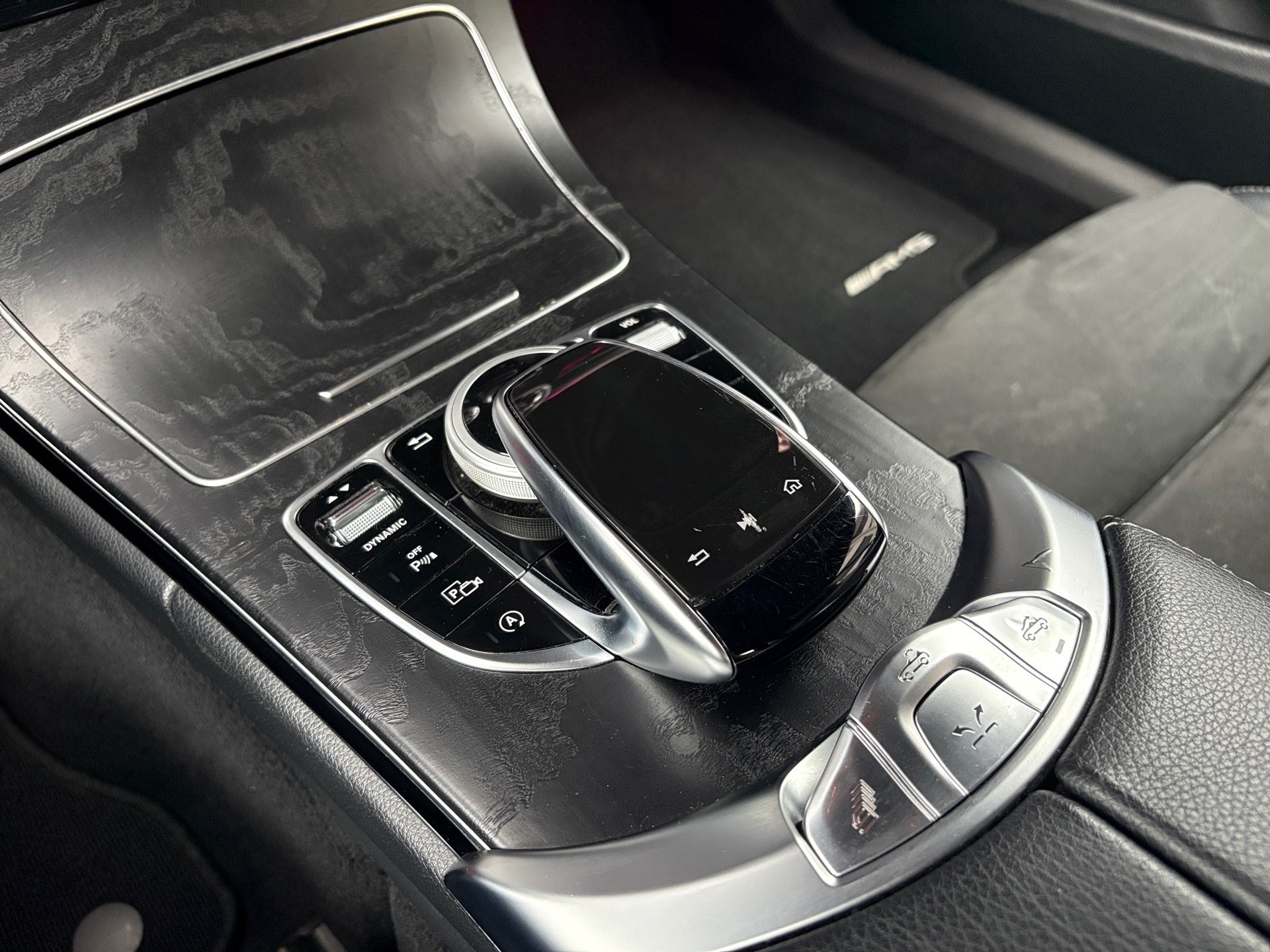 MERCEDES-BENZ C 200 AMG Line Cabriolet 9G-Tronic-image-15
