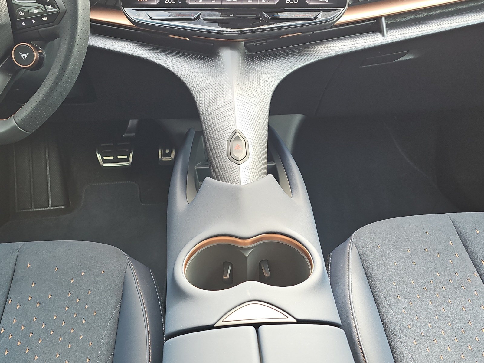 CUPRA Tavascan Type 9 77 kWh Adrenaline-image-9