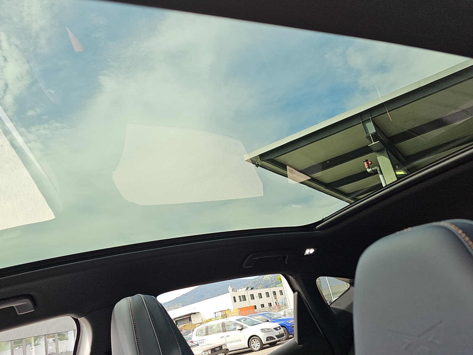 CUPRA Tavascan Type 9 77 kWh Adrenaline-image-15