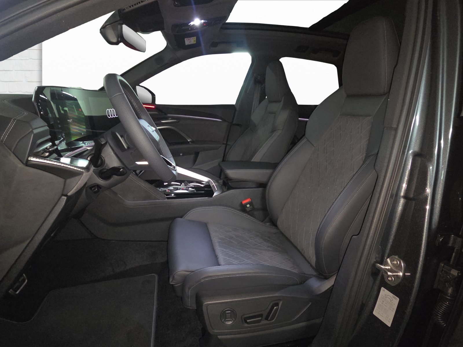 AUDI Q5 e-hybrid quattro 220 kW S-tronic-image-4