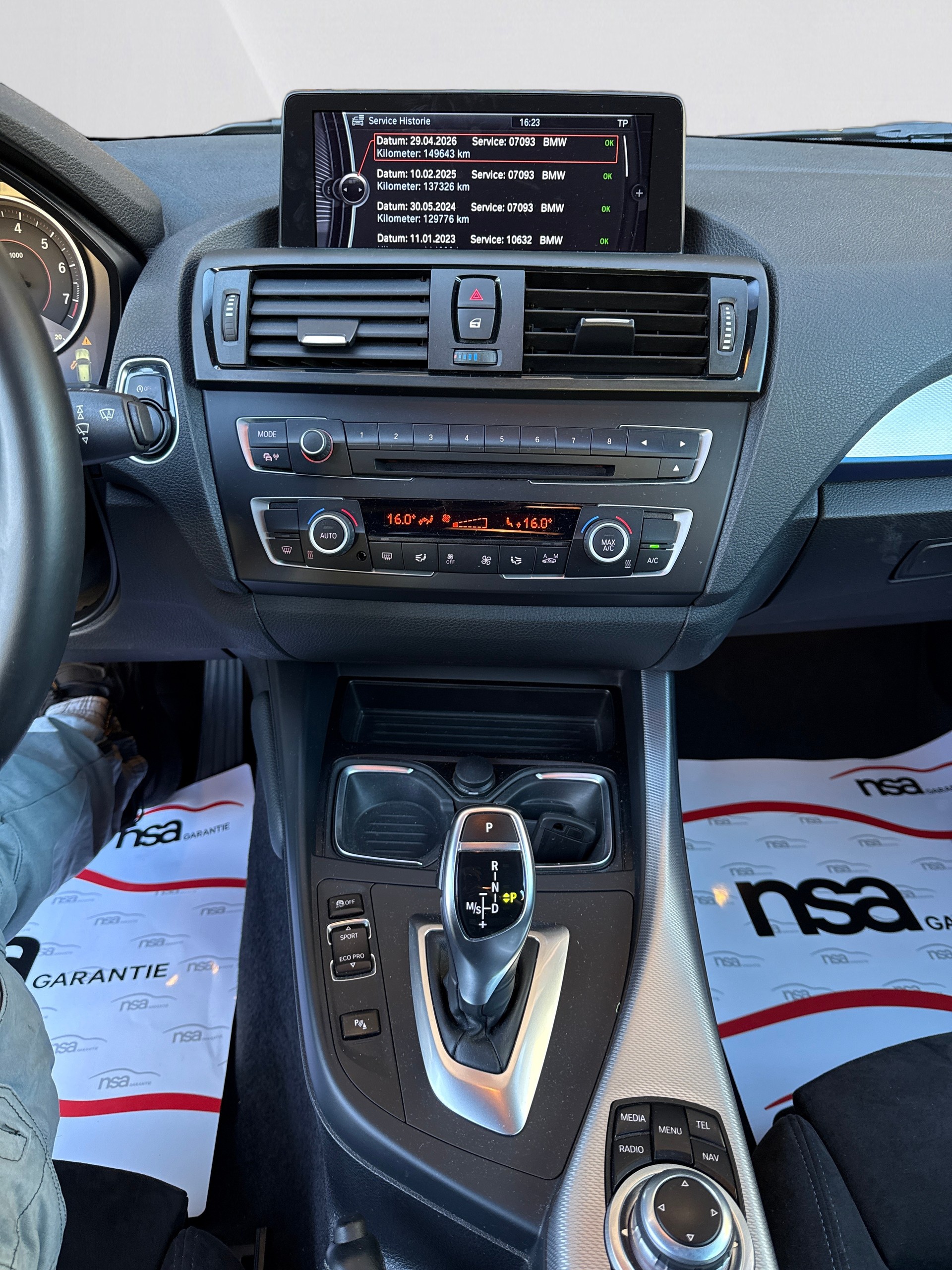 BMW 125i Sport Line Steptronic-image-17