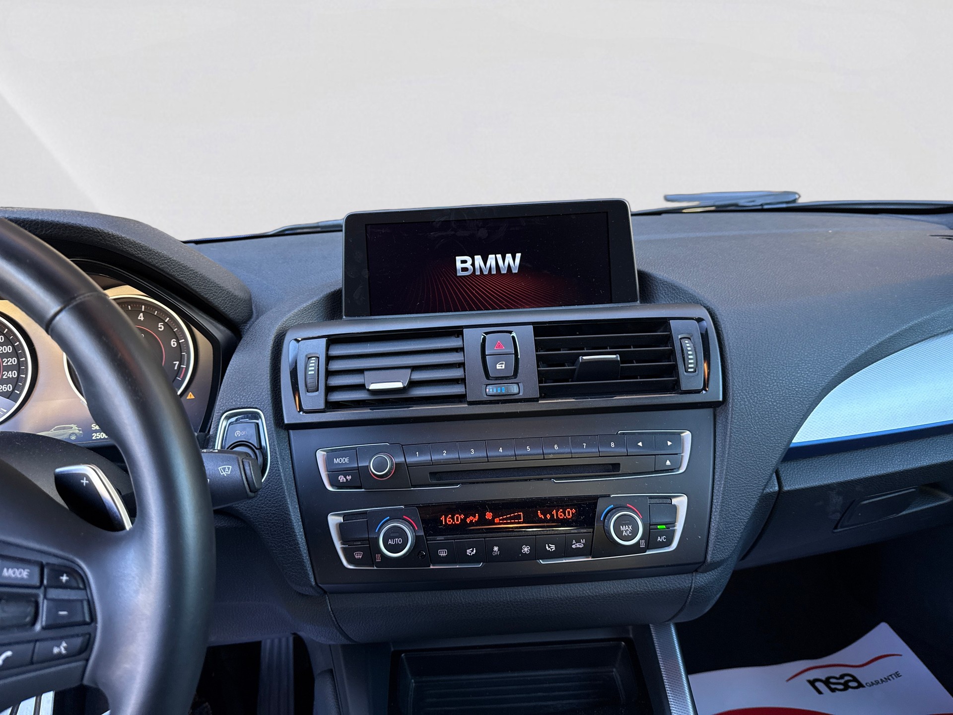 BMW 125i Sport Line Steptronic-image-14