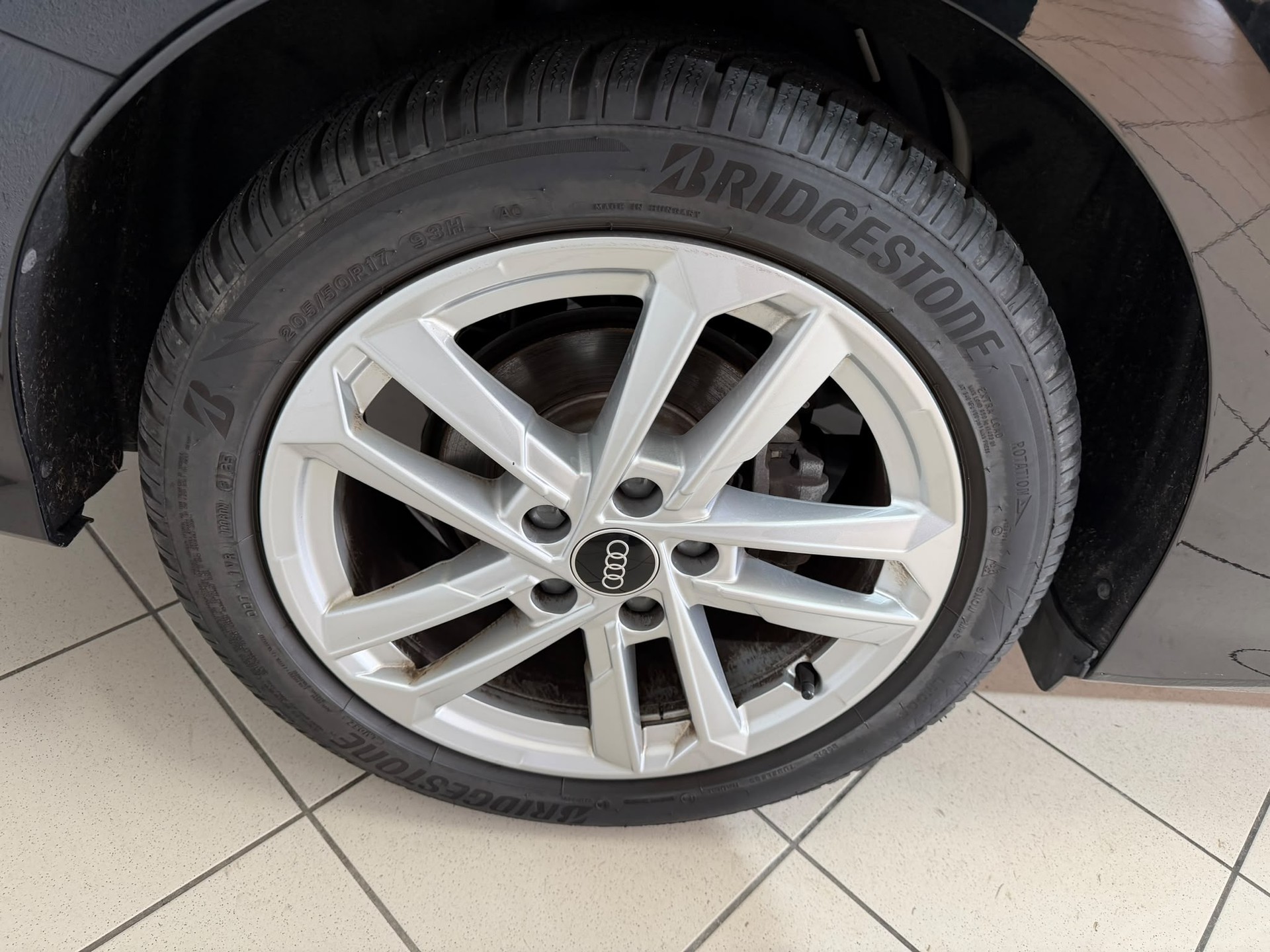 AUDI A3 Limousine TFSI 110 kW advanced S tronic-image-4