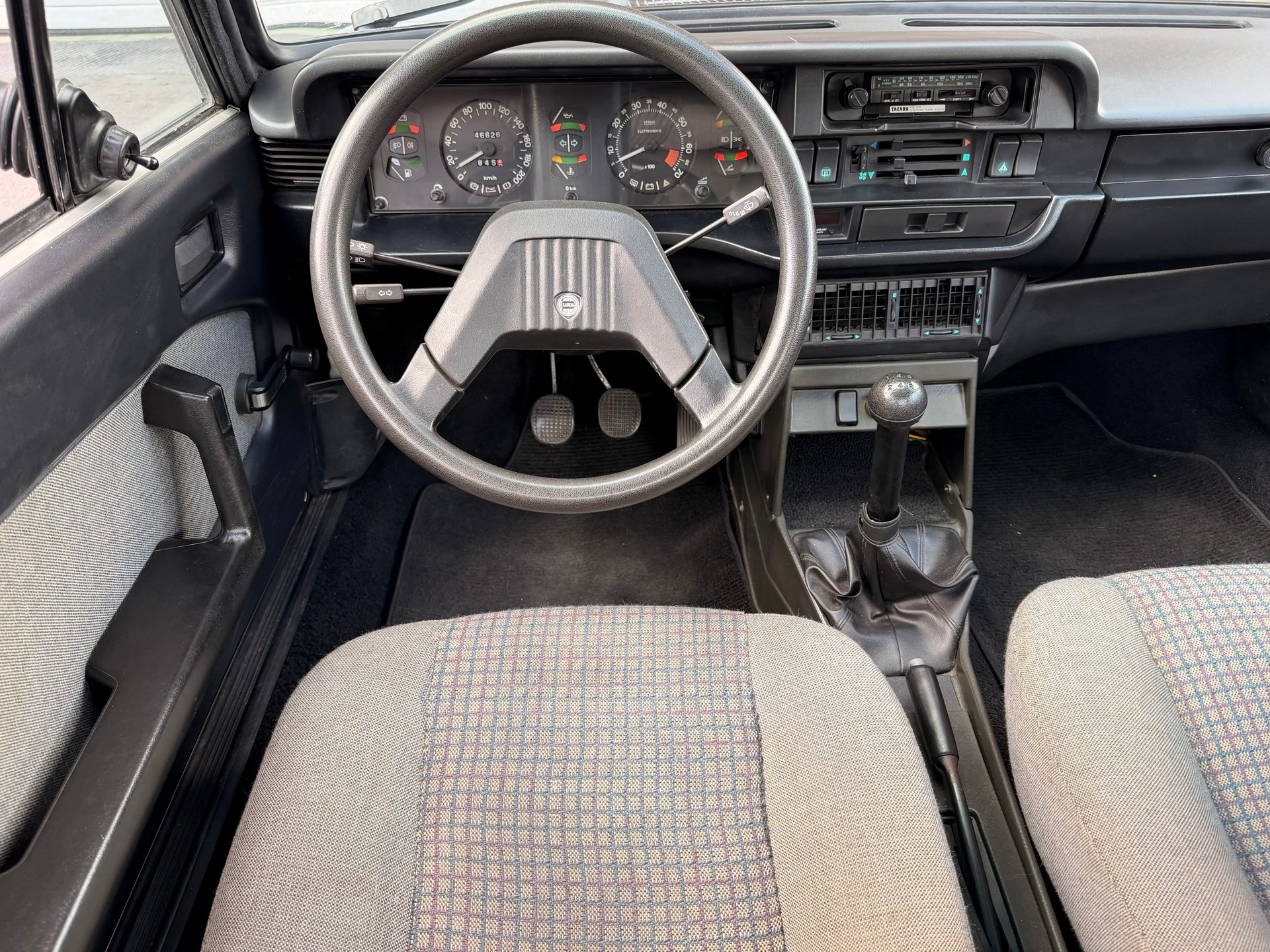 LANCIA Beta 2000 Coupé Inj.-image-11