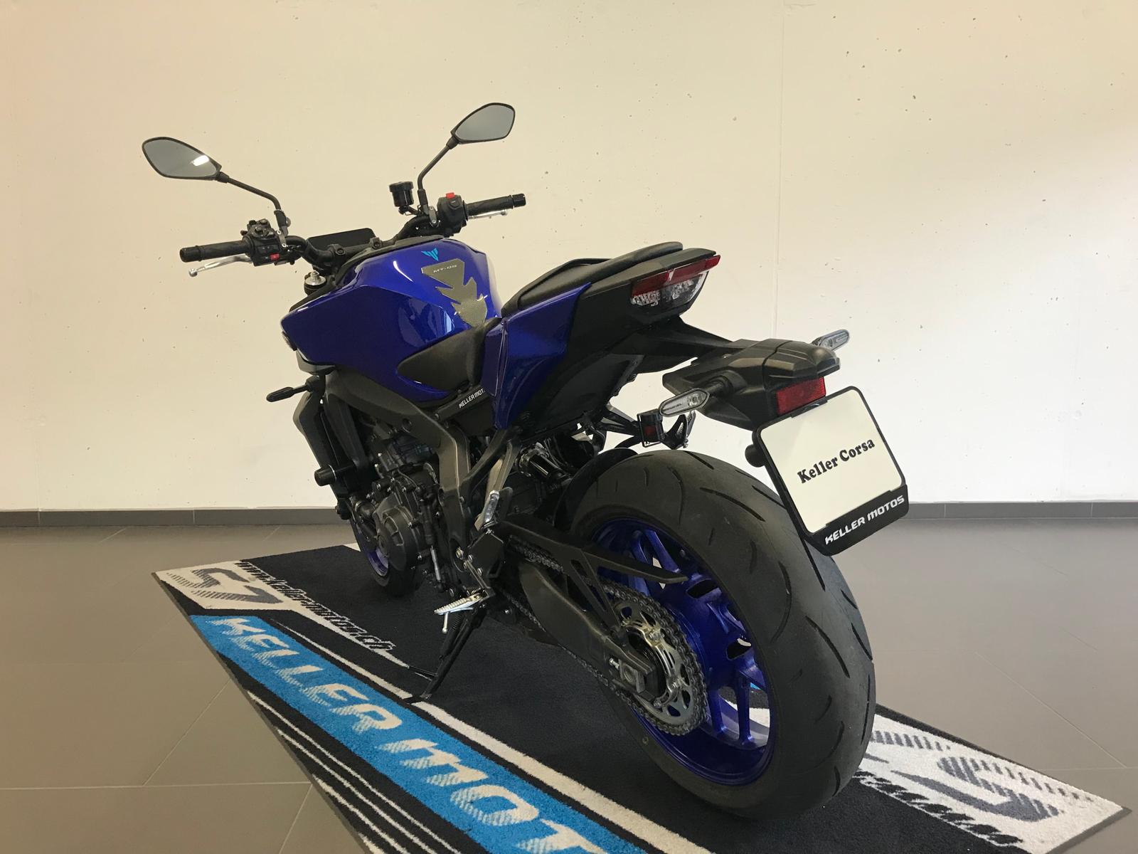 YAMAHA MT-09-showroom-element-3