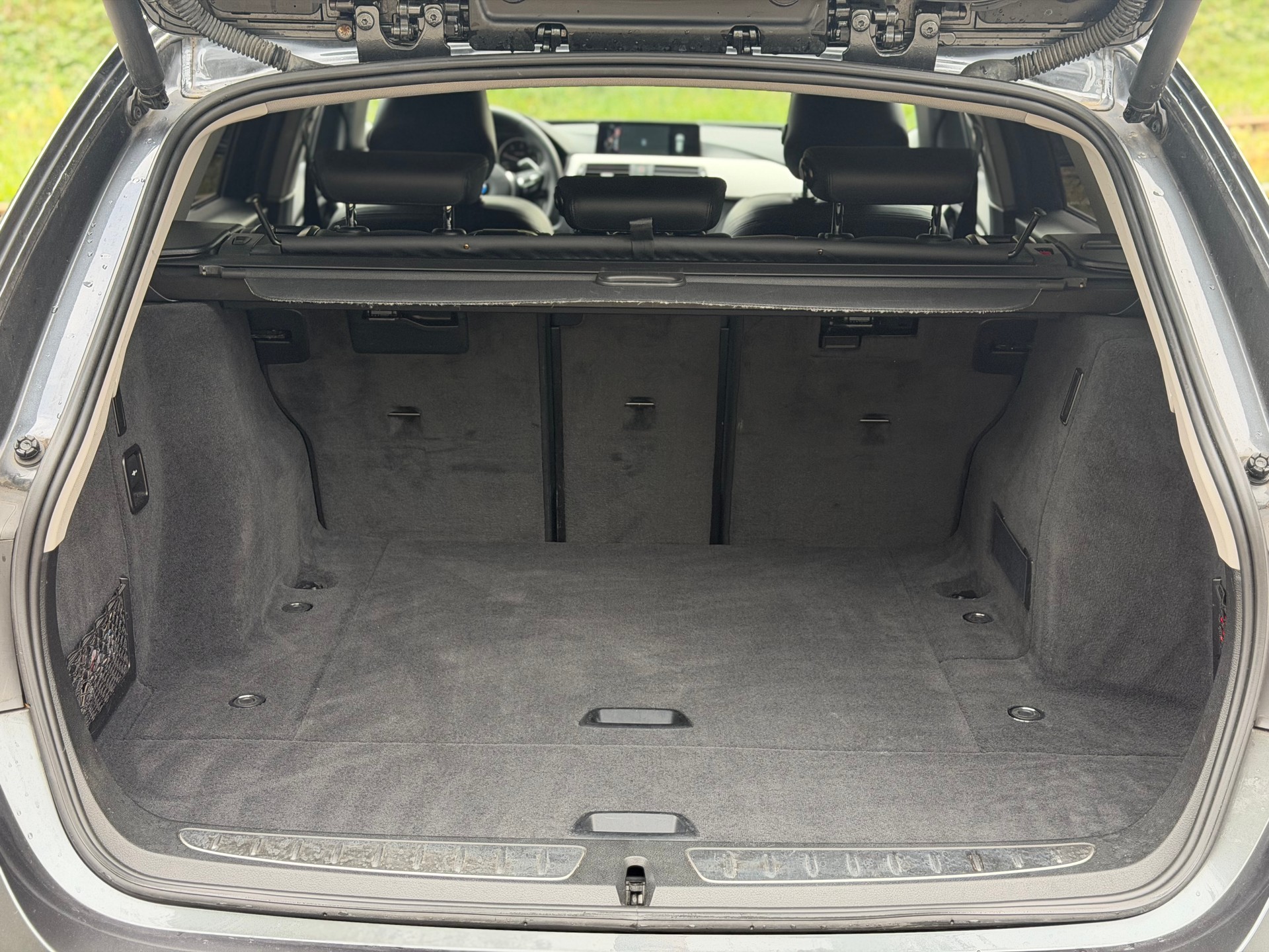 BMW 320d xDrive Touring Steptronic-image-8