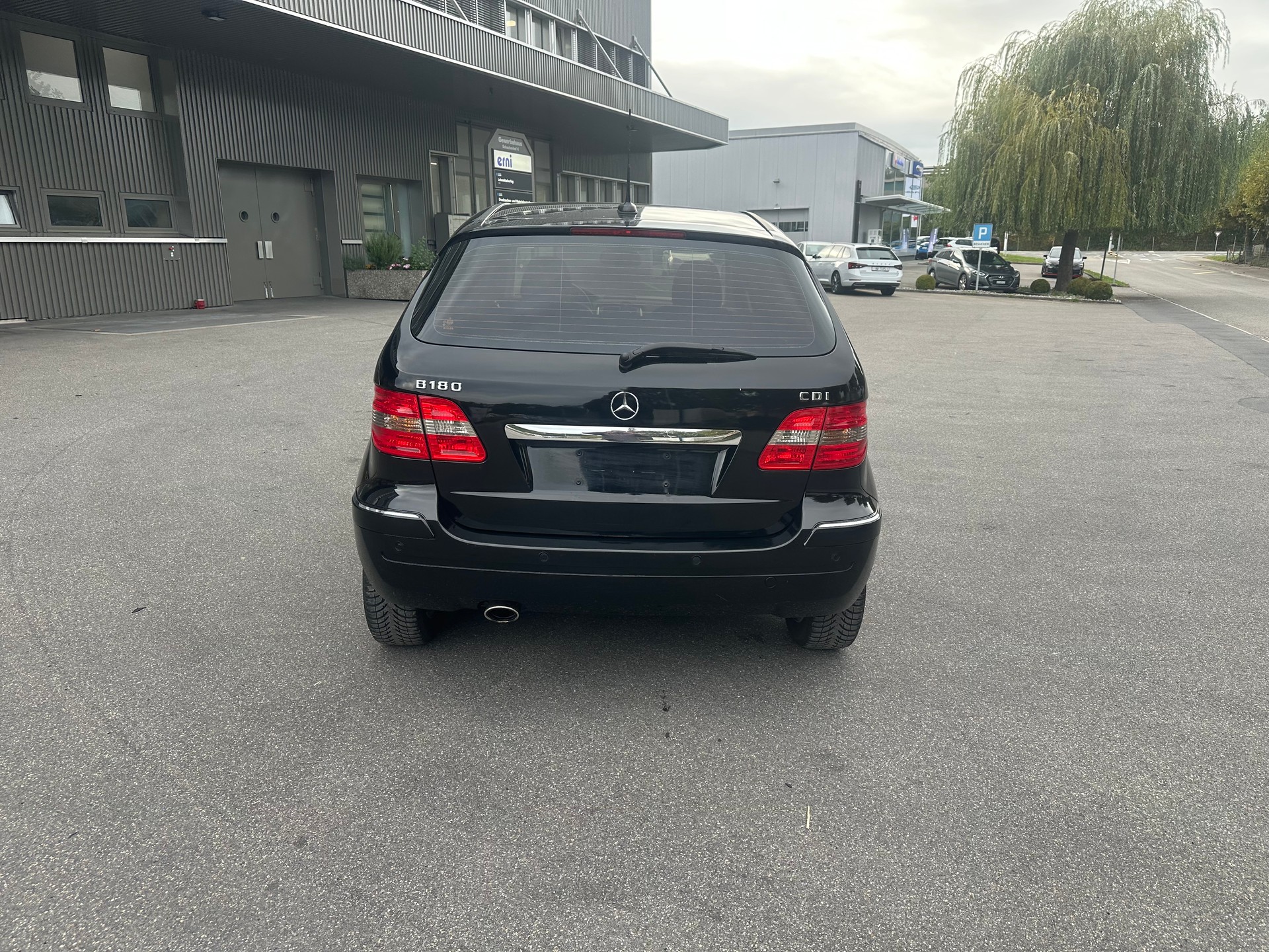 MERCEDES-BENZ B 180 CDI-image-6