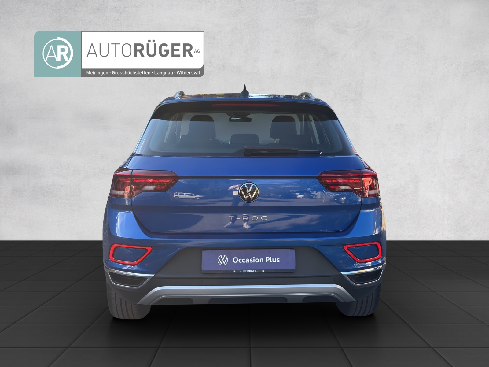 VW T-Roc 2.0 TSI Style DSG 4Motion-image-4