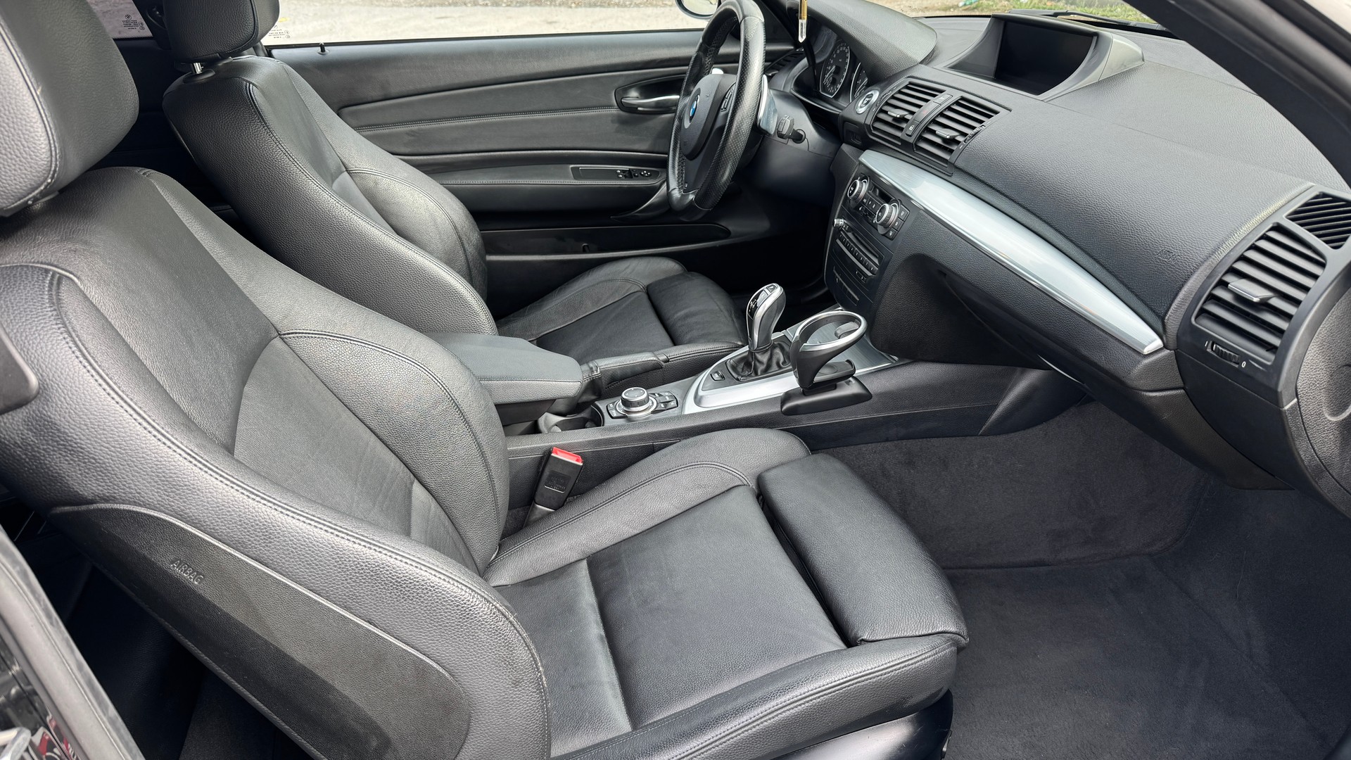 BMW 135i-image-4