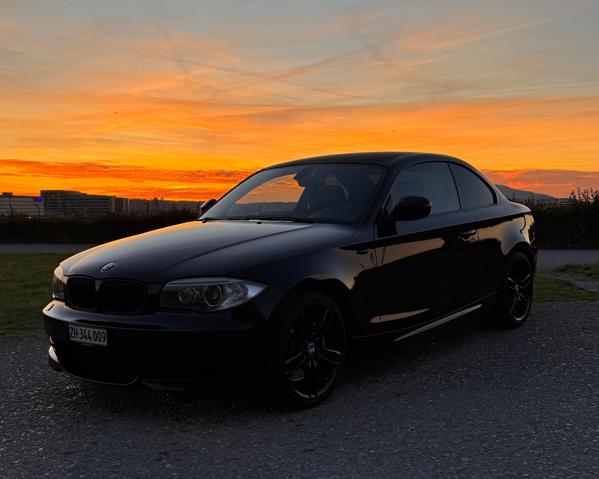 BMW 135i-image-0