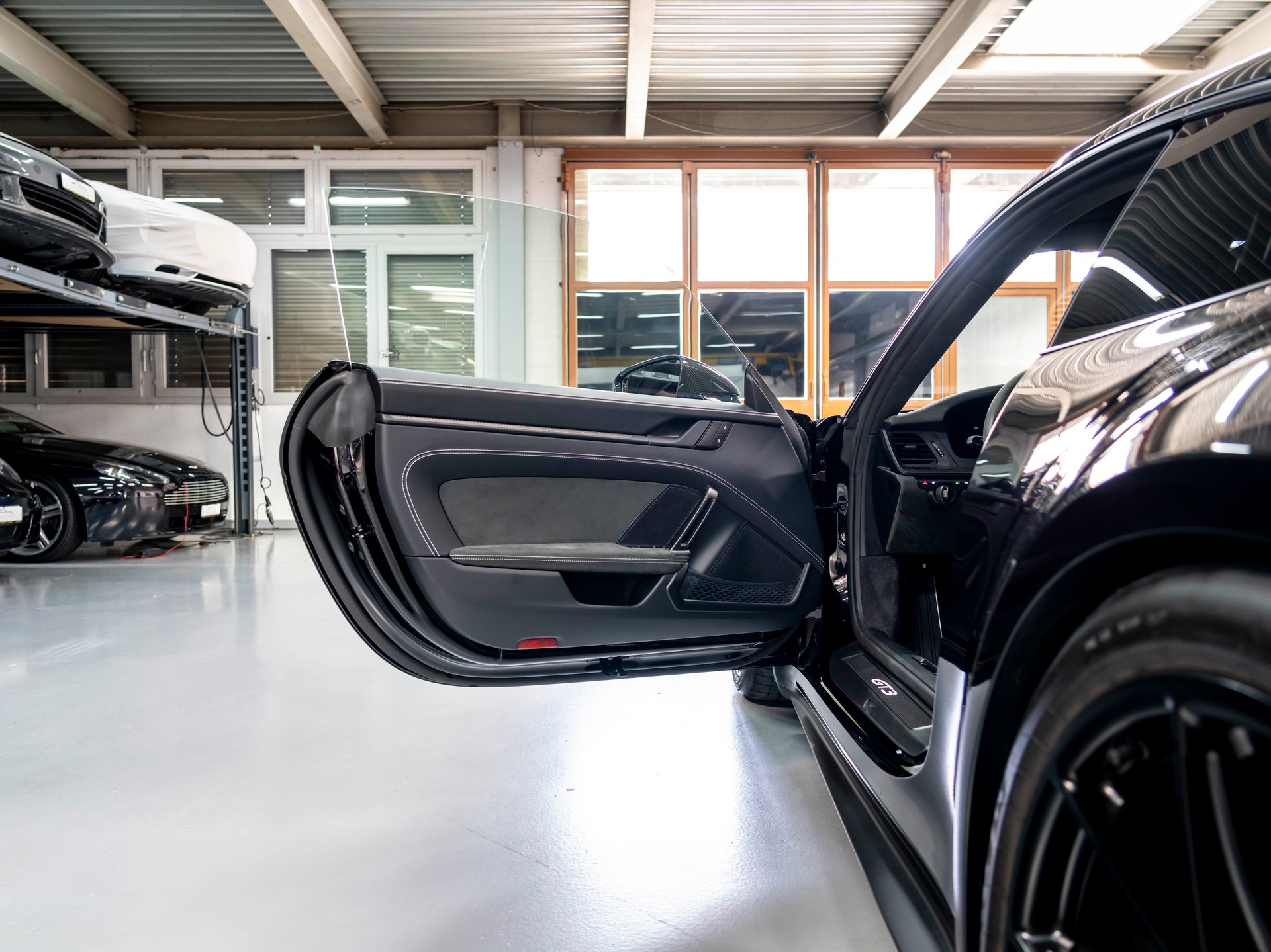 PORSCHE 911 Carrera GT3 PDK-image-22