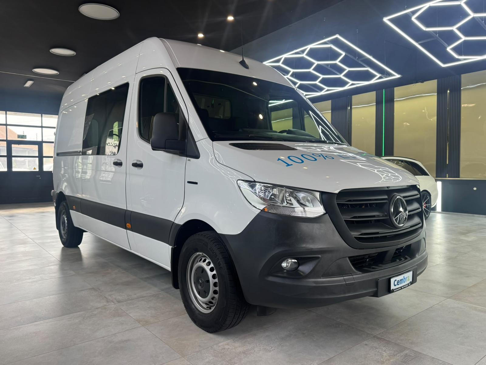 MERCEDES-BENZ eSprinter 312 47kWh Standard-image-2