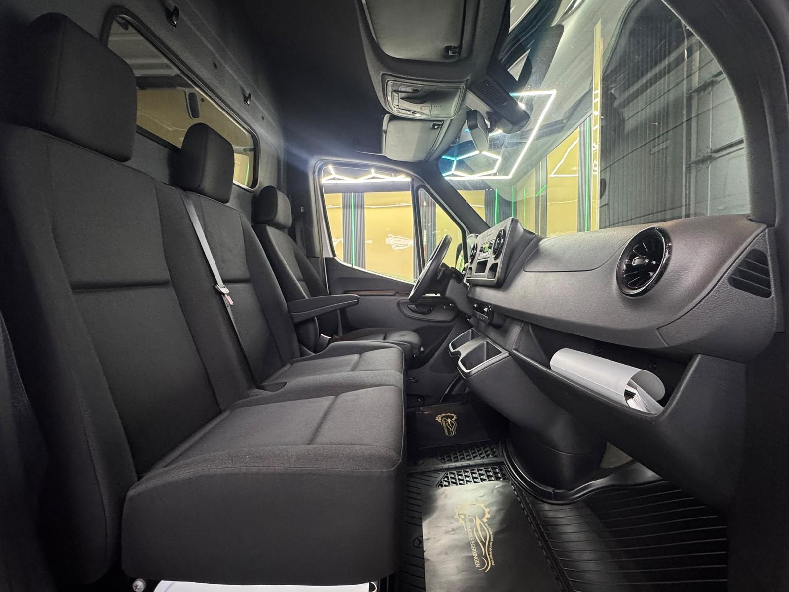 MERCEDES-BENZ eSprinter 312 47kWh Standard-image-11