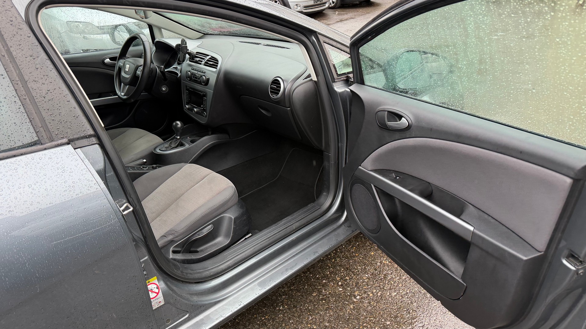 SEAT Leon 1.8 TSI Style DSG-image-4