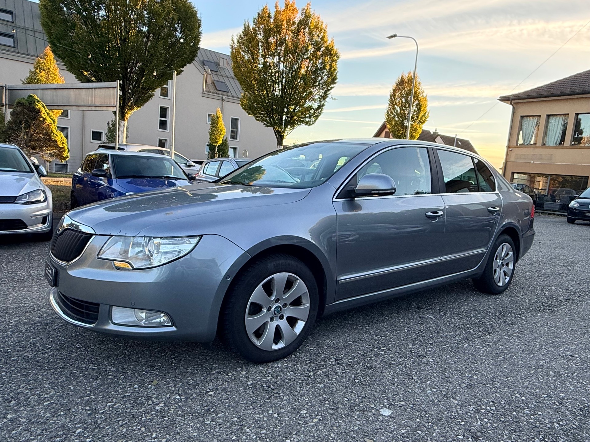 SKODA Superb 2.0 TSI Elegance DSG-image-5