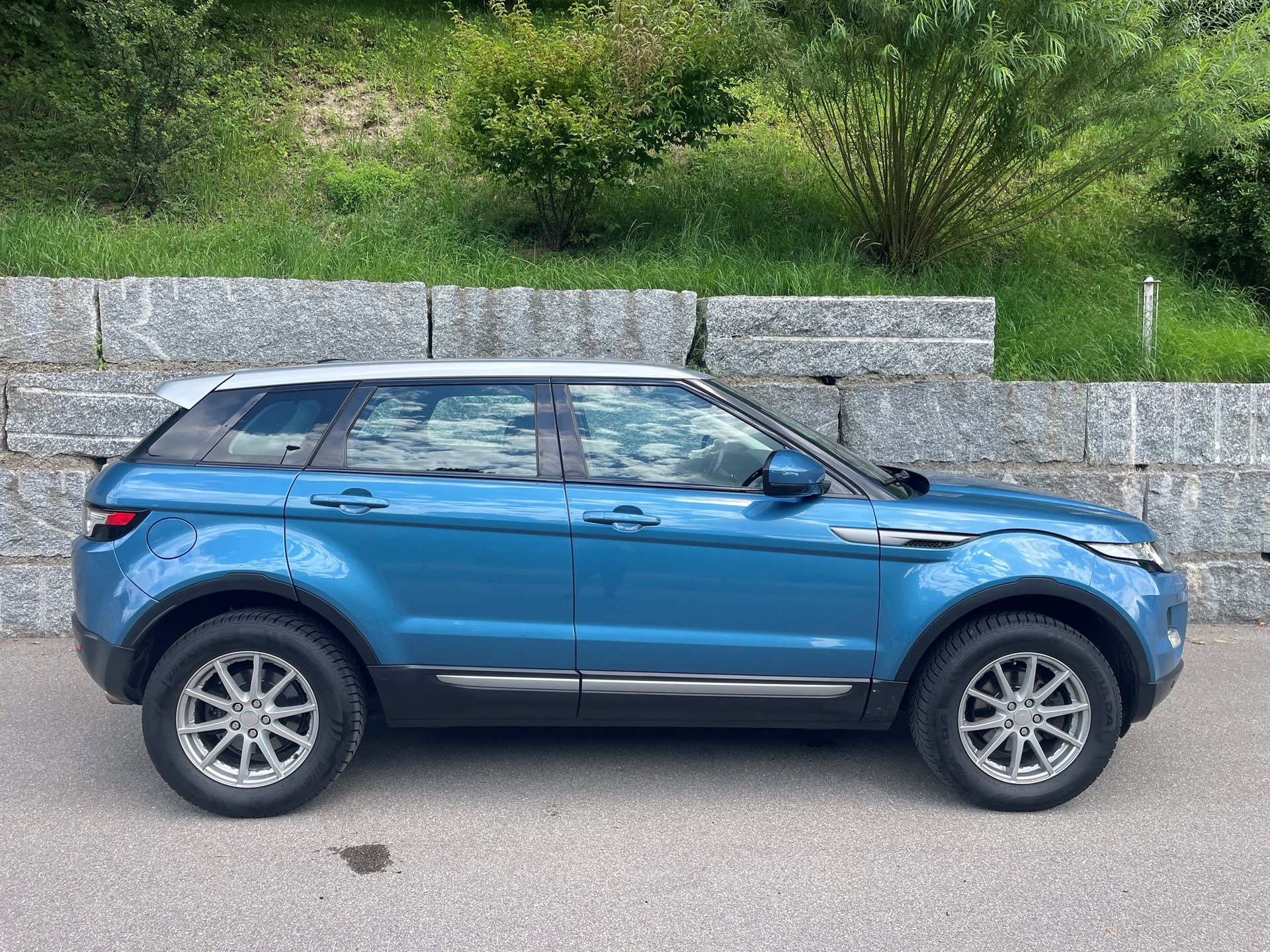 LAND ROVER Range Rover Evoque 2.2 SD4 Prestige-image-8