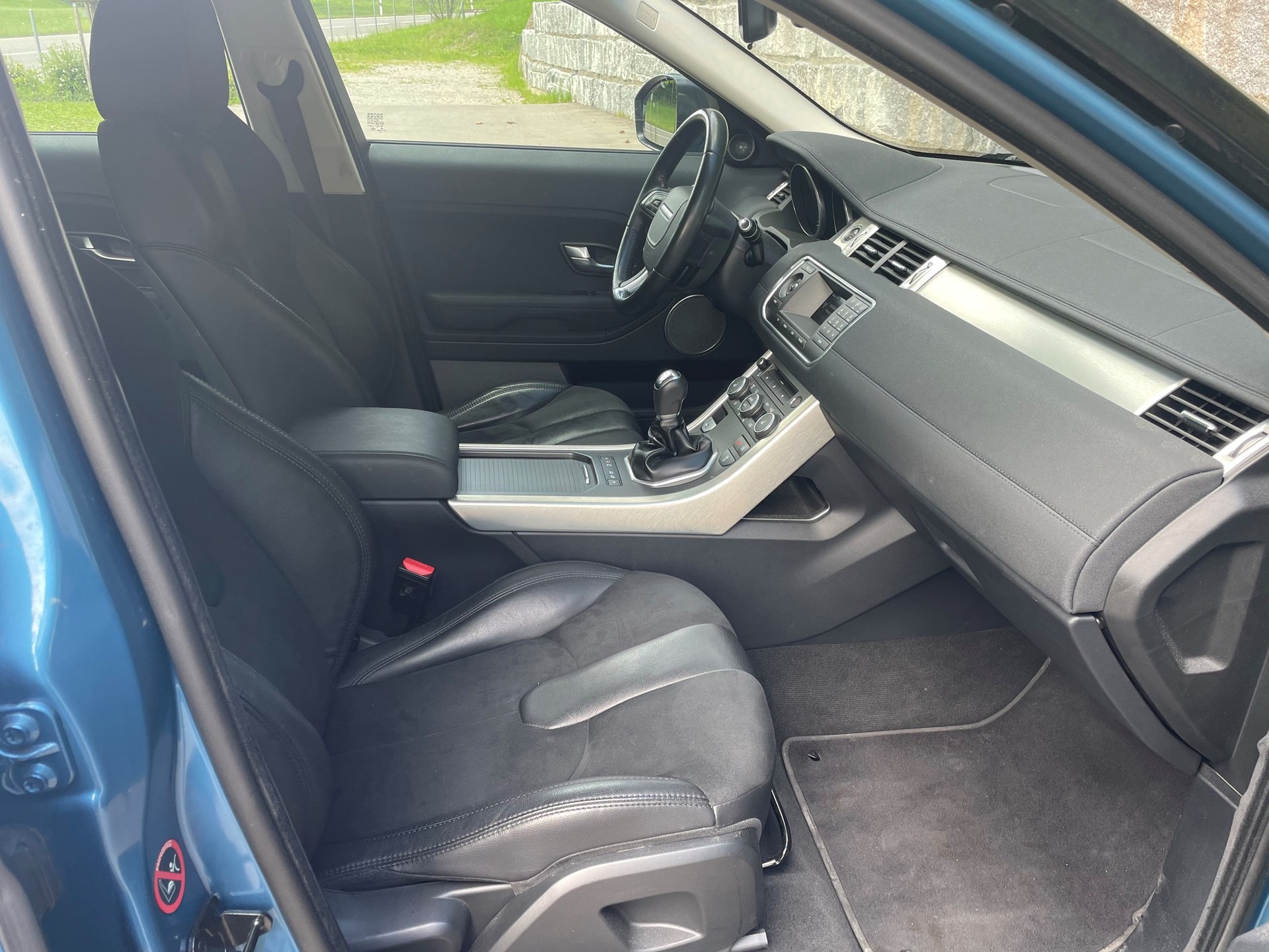 LAND ROVER Range Rover Evoque 2.2 SD4 Prestige-image-5