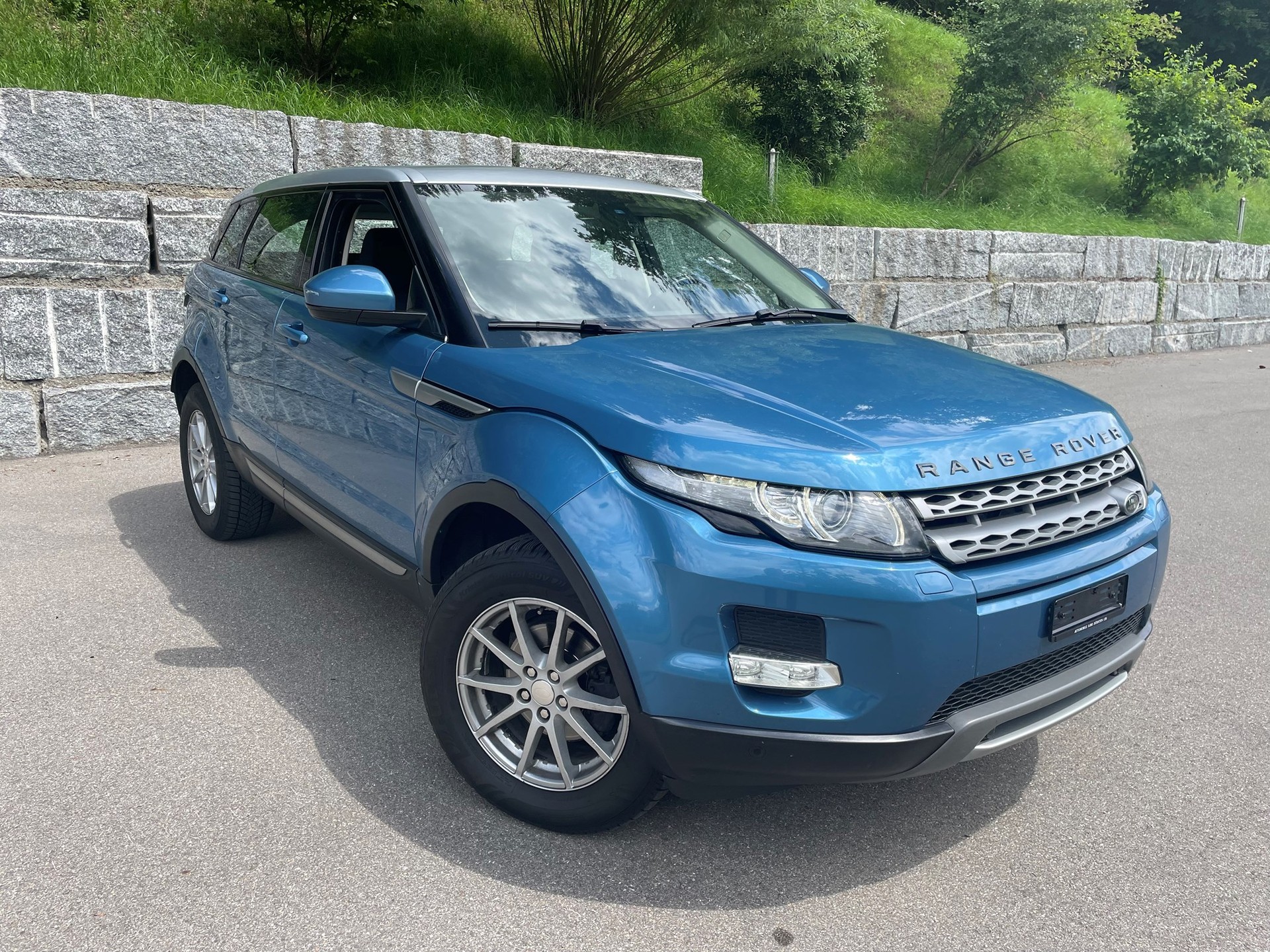 LAND ROVER Range Rover Evoque 2.2 SD4 Prestige-image-1