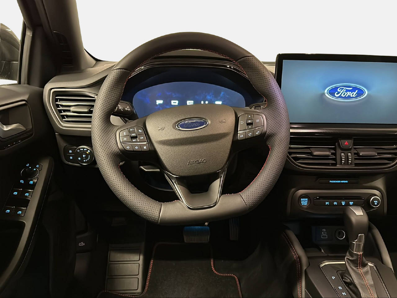 FORD Focus Station Wagon 1.0i EcoB Hybrid 125 ST-Line X-image-11