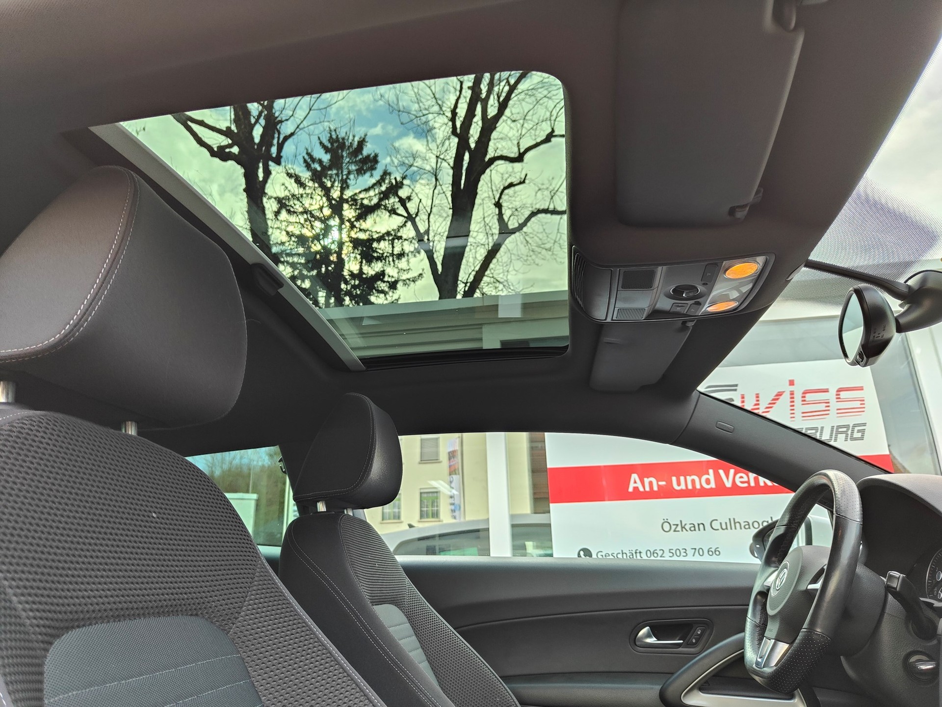 VW Scirocco 2.0 TSI-image-12