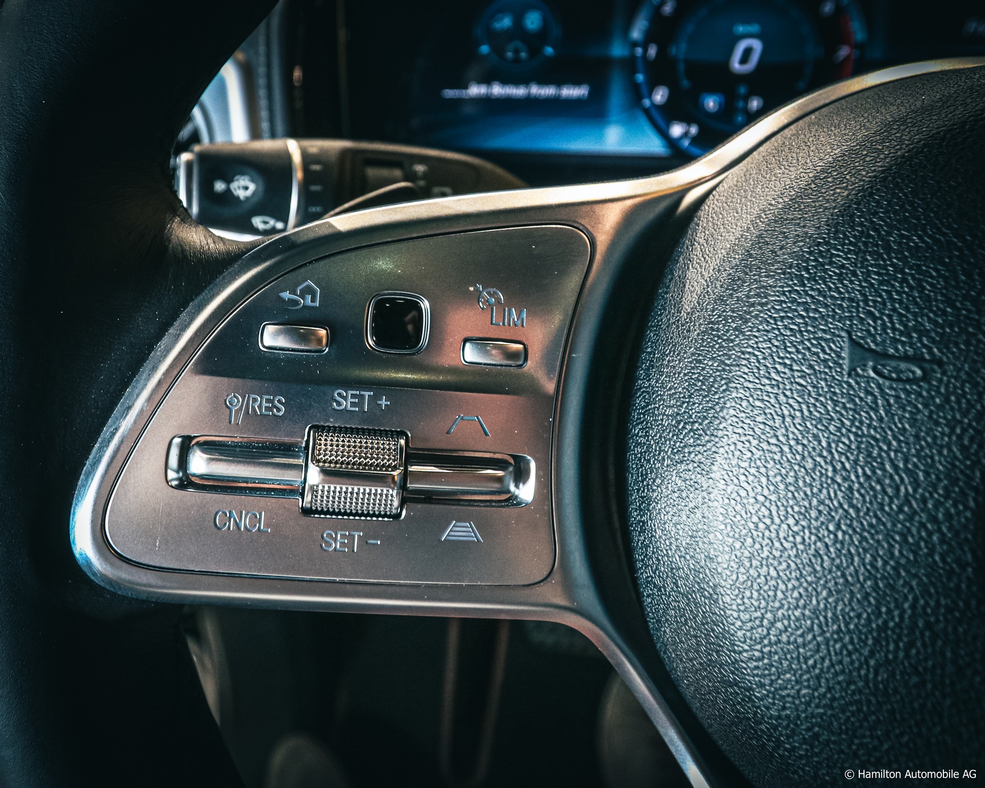 MERCEDES-BENZ G 500 9G-Tronic-image-22