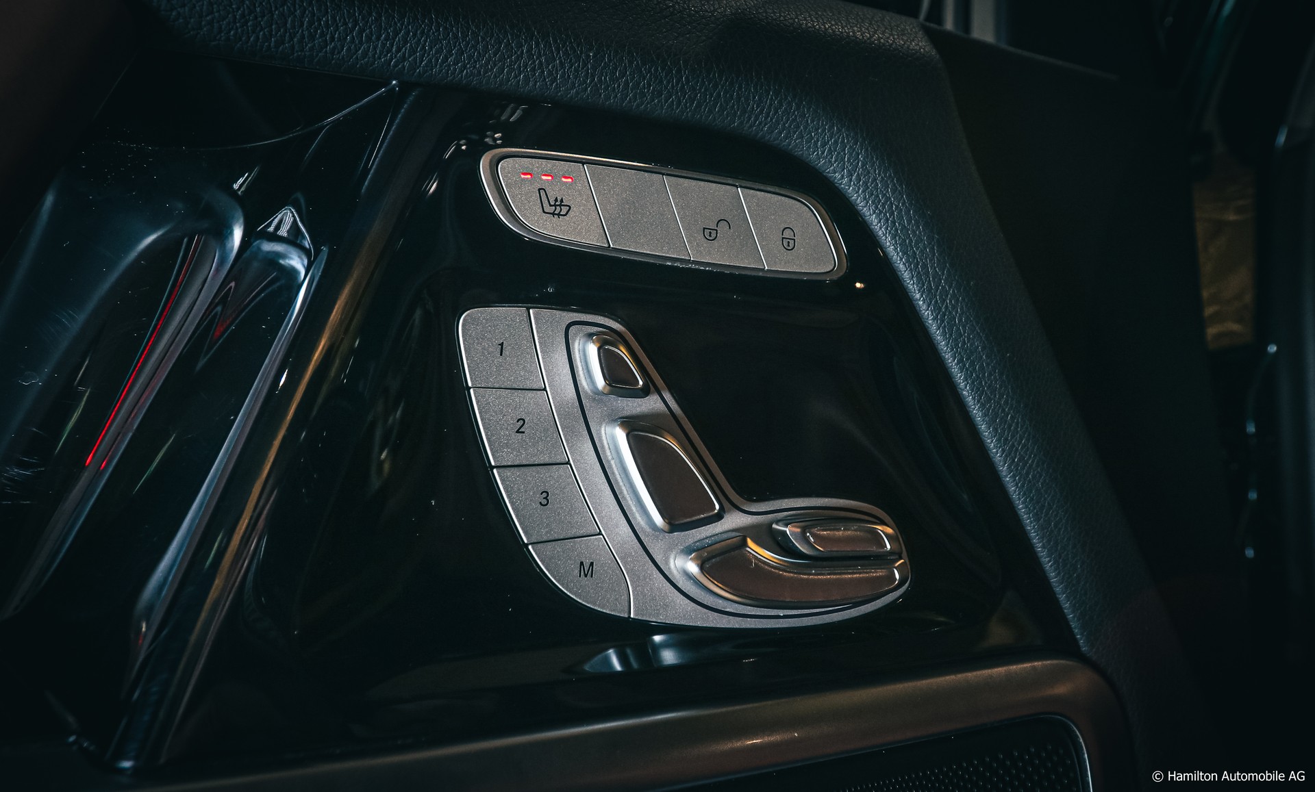 MERCEDES-BENZ G 500 9G-Tronic-image-28