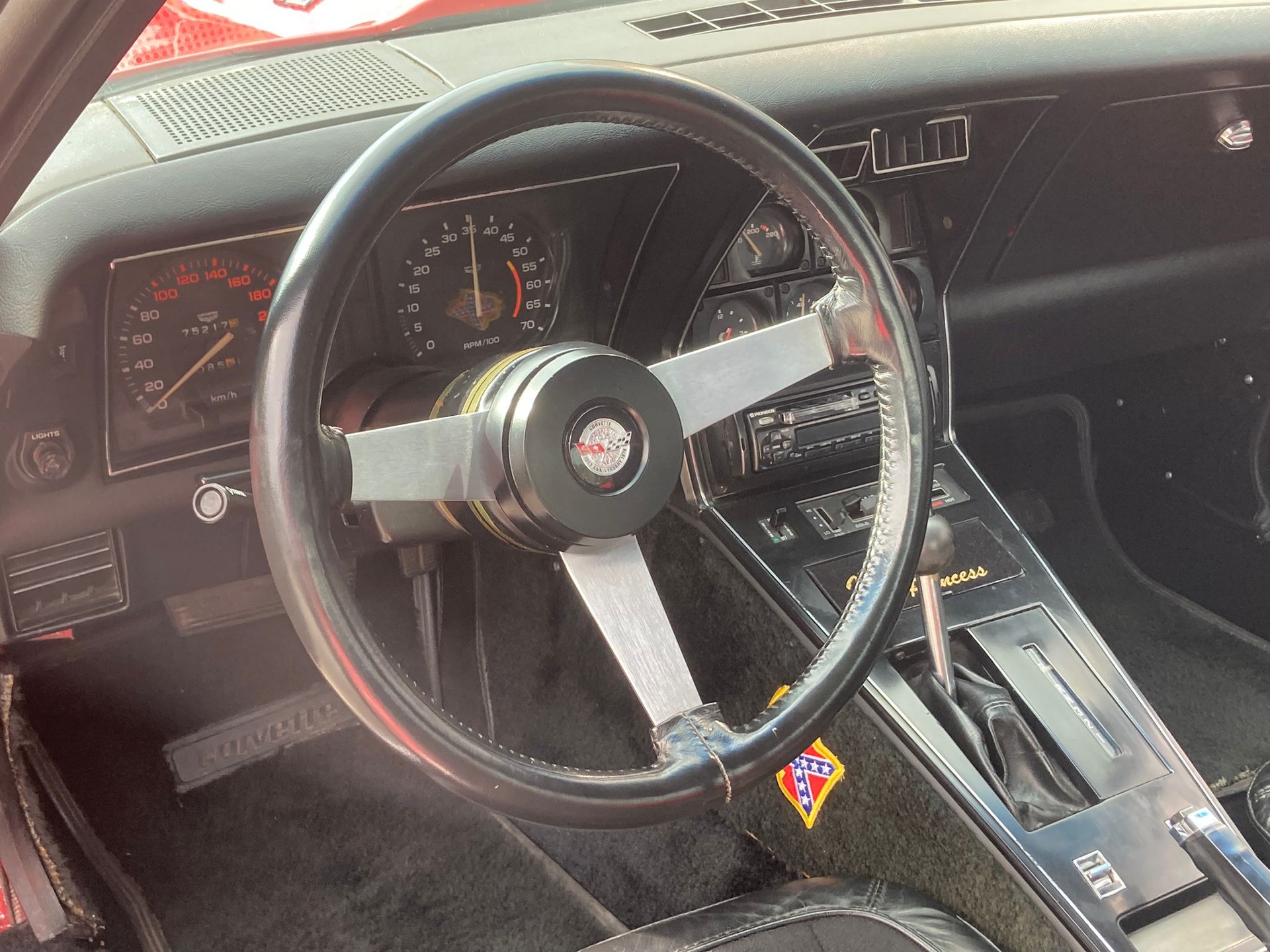 CHEVROLET L - 82-image-8