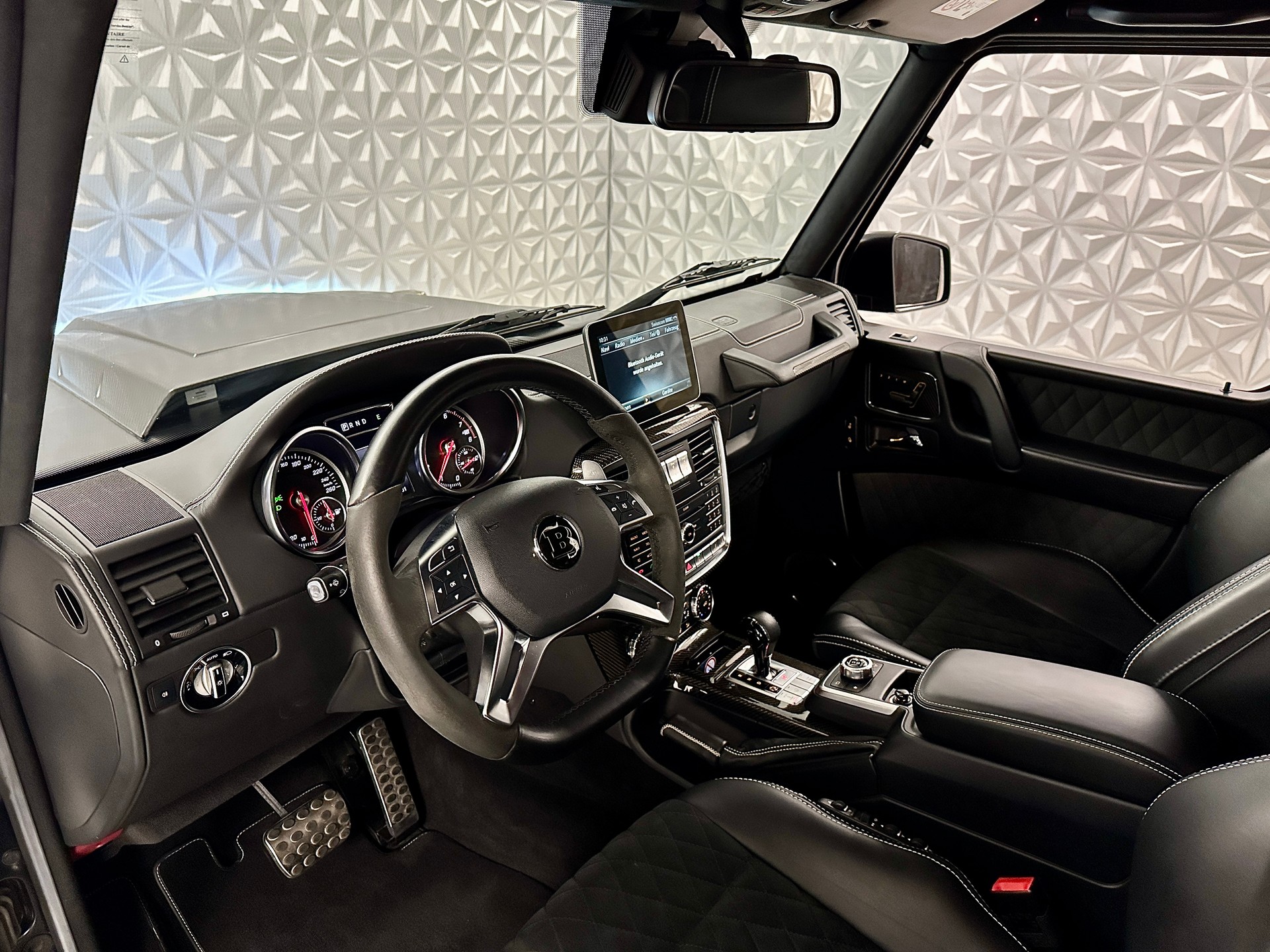 MERCEDES-BENZ G 500 4x4² BRABUS 7G-Tronic-image-17