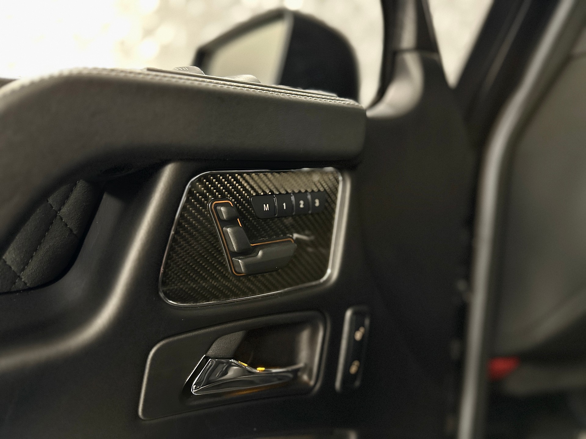 MERCEDES-BENZ G 500 4x4² BRABUS 7G-Tronic-image-20