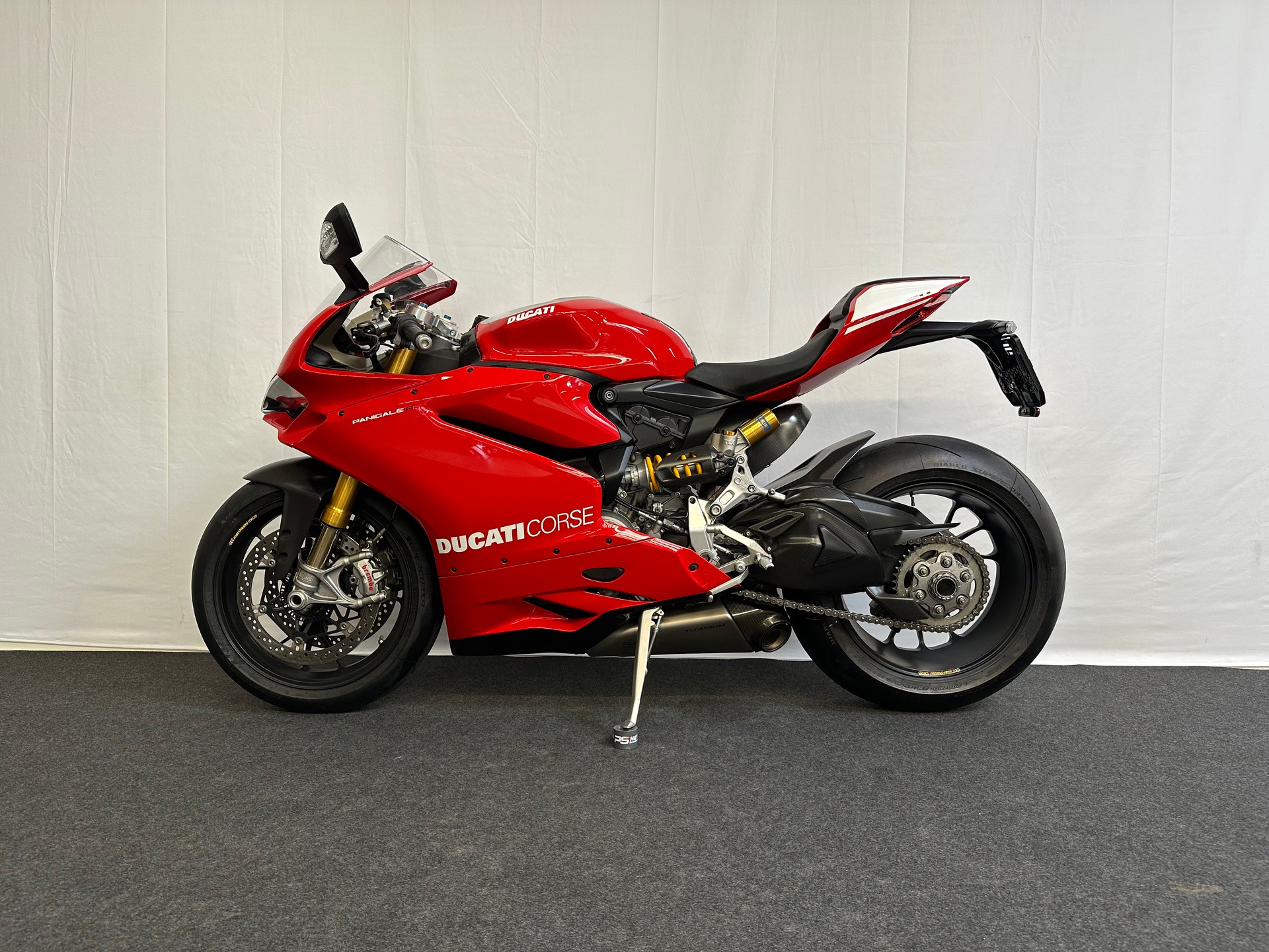 DUCATI Panigale 1199 R ABS-showroom-element-3