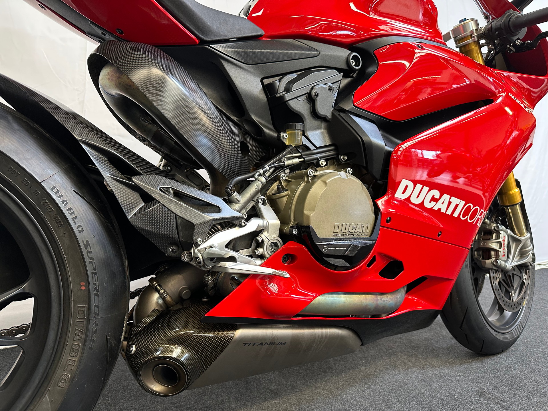 DUCATI Panigale 1199 R ABS-image-7