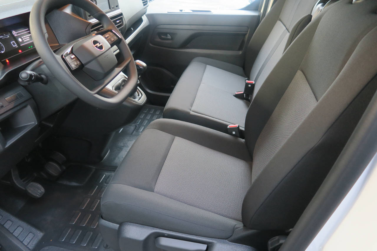 OPEL Vivaro Cargo 1.5 D M 120 S/S-showroom-element-3