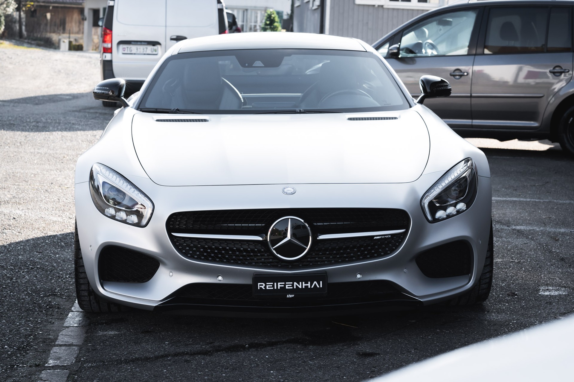 MERCEDES-BENZ AMG GT S Speedshift DCT-image-2