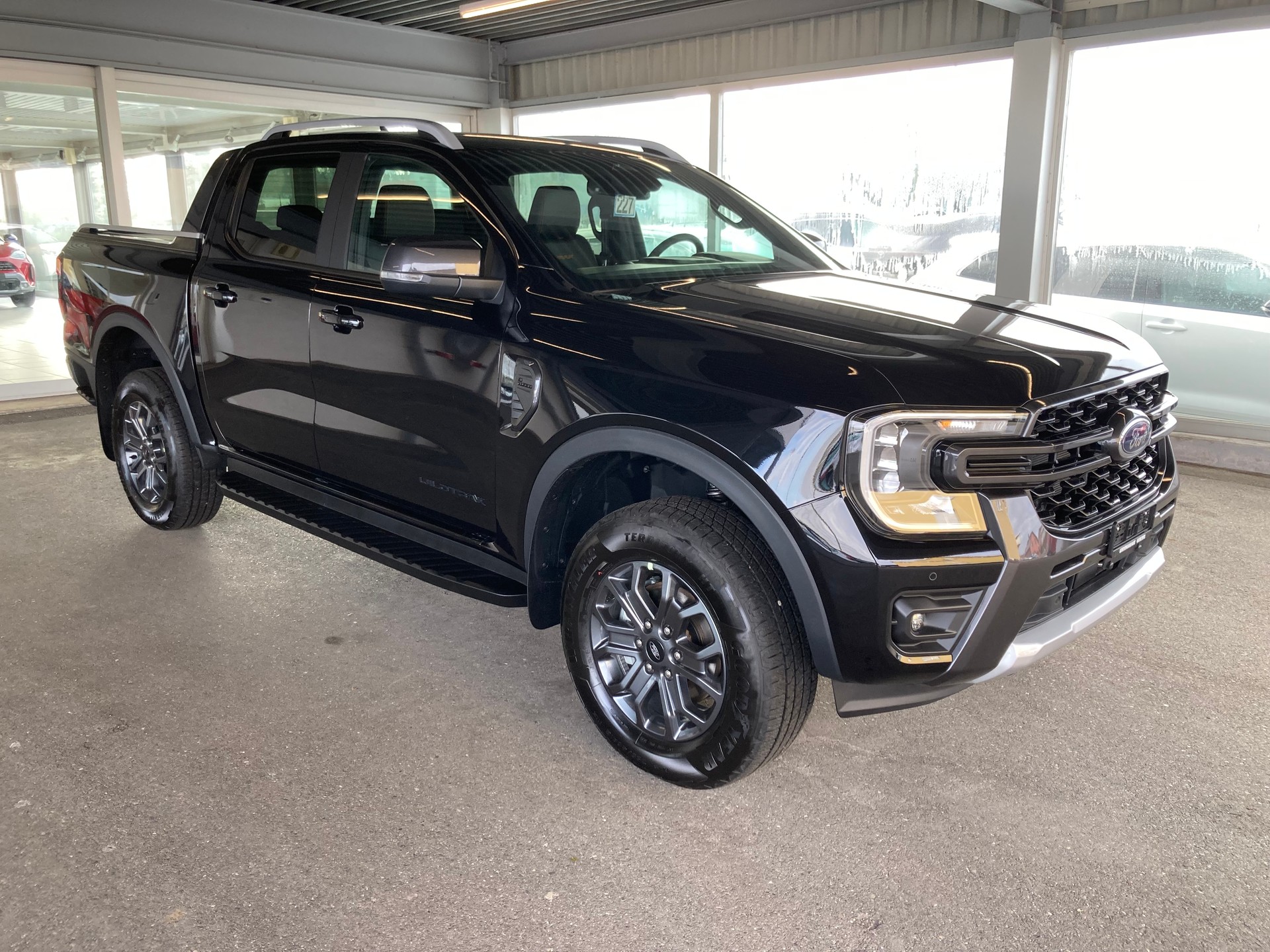 FORD Ranger Wildtrak 2.0 Eco Blue e-4WD Automat-image-2